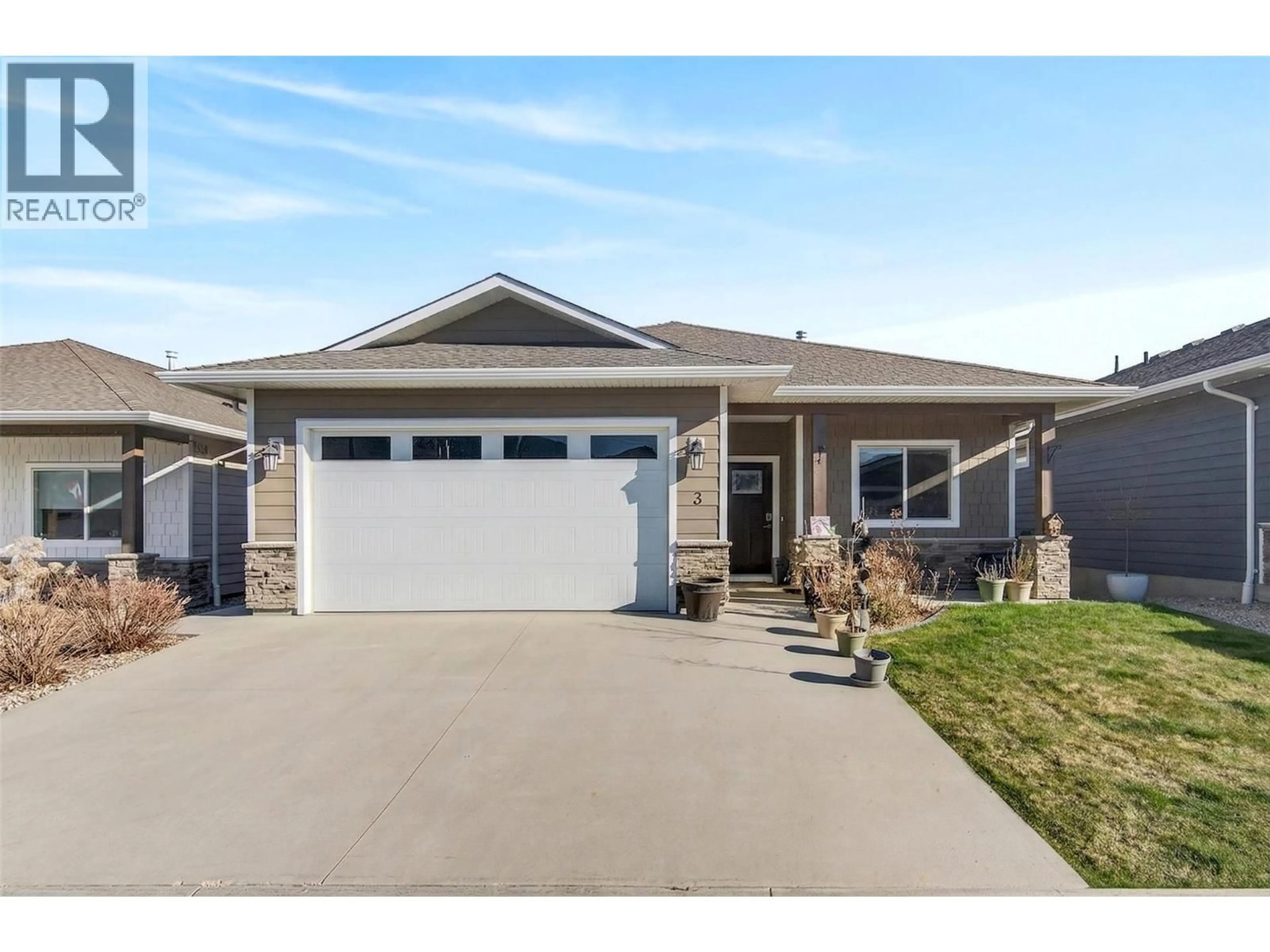Home with vinyl exterior material, street for 3 - 1341 30 STREET NORTHEAST, Salmon Arm British Columbia V1E0A7