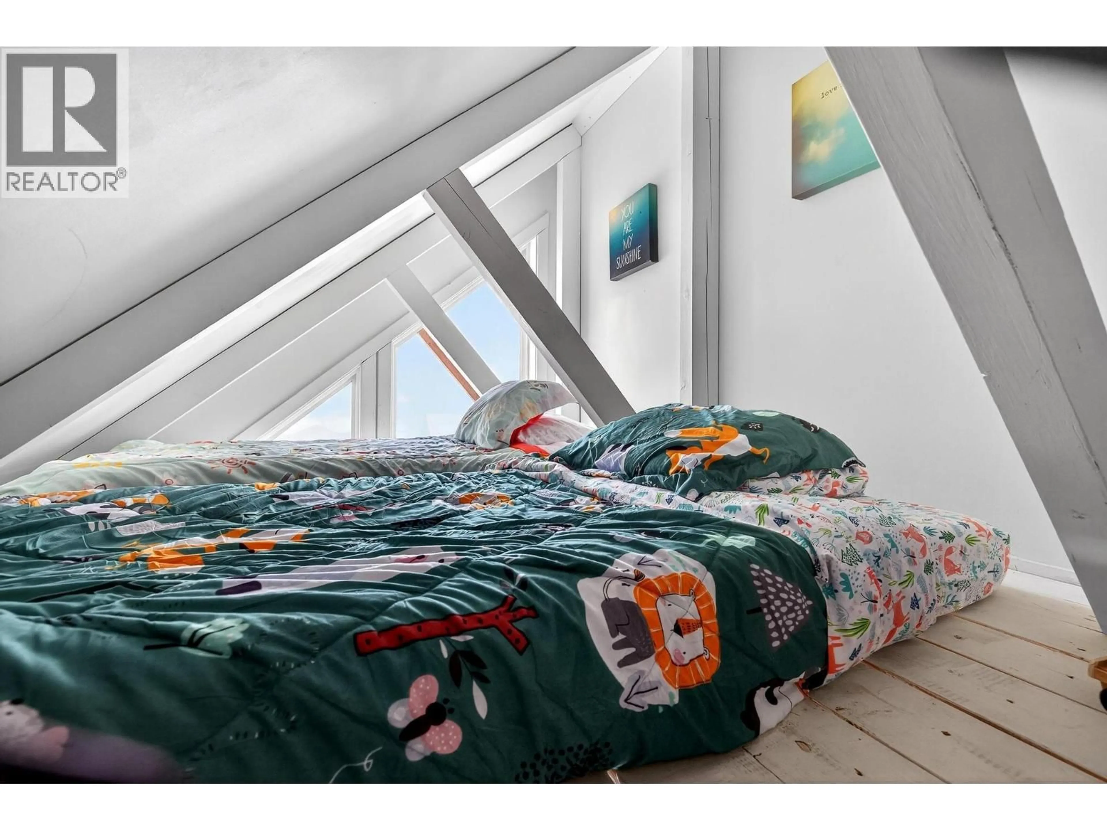 Bedroom with bed, unknown for 13 - 220 KETTLEVIEW ROAD, Big White British Columbia V1P1P3