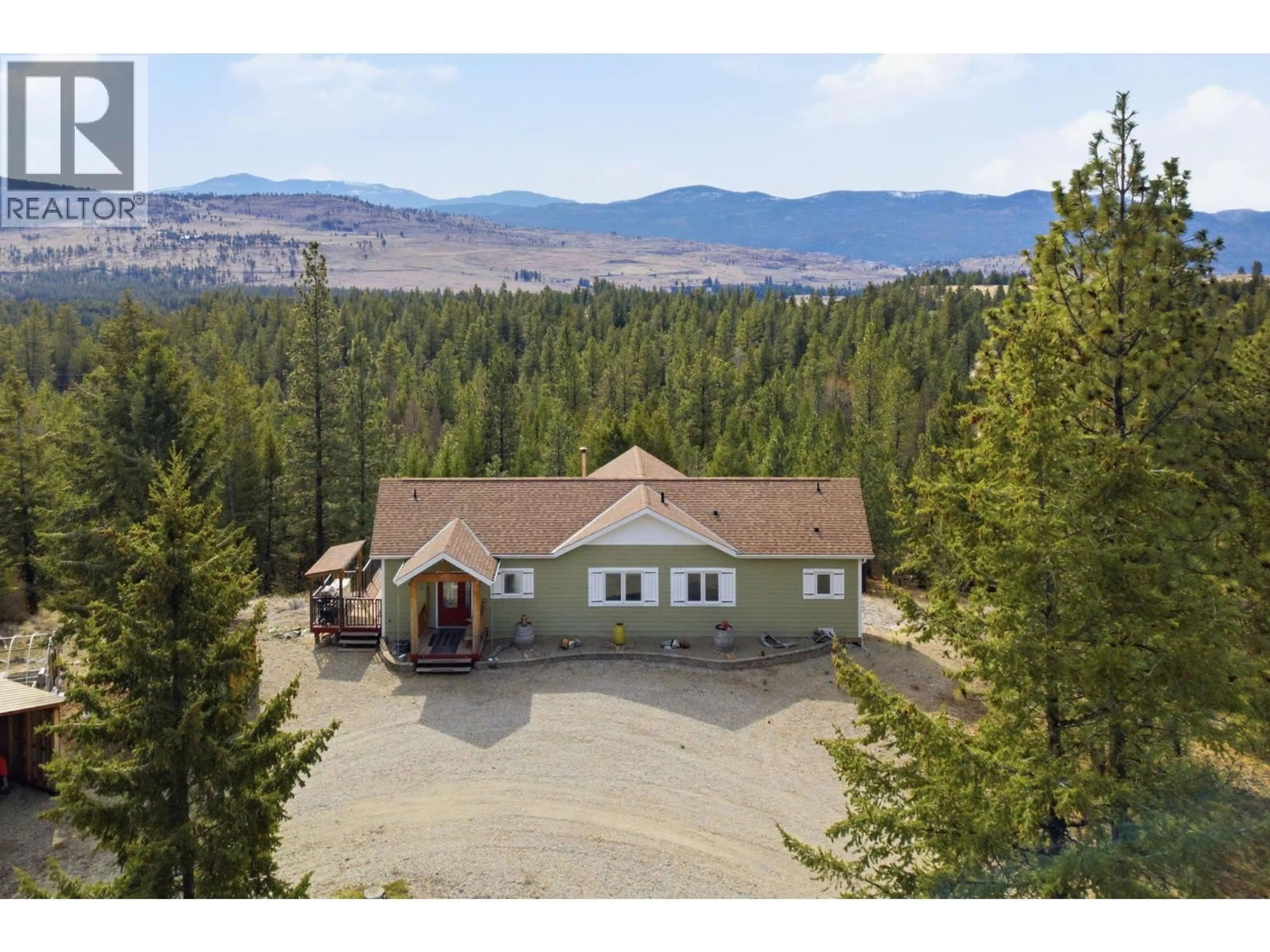 A pic from outside/outdoor area/front of a property/back of a property/a pic from drone, mountain view for 601 RAVEN HILL ROAD, Osoyoos British Columbia V0H1V6