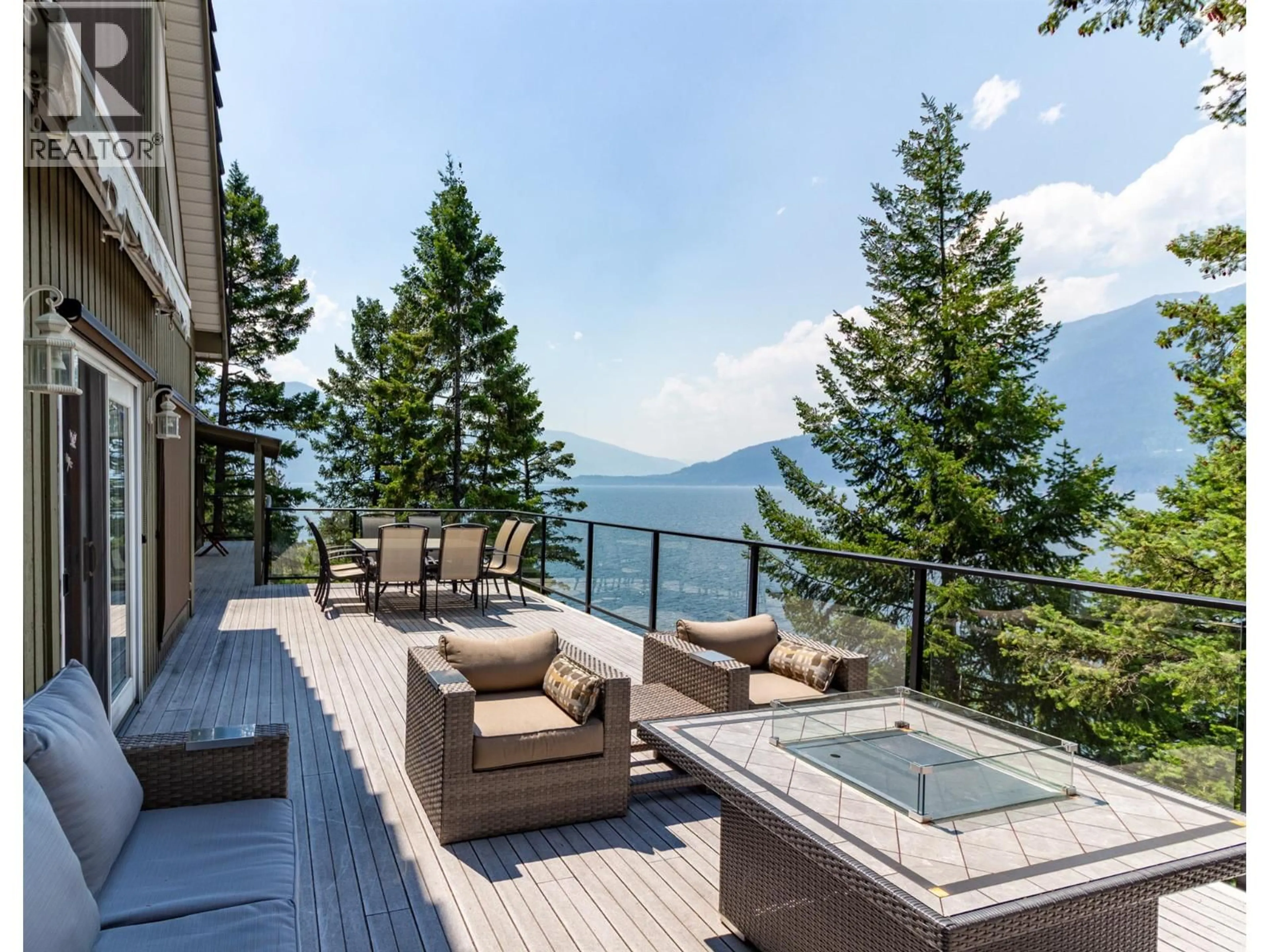 Patio, mountain view for 17222 PILOT BAY ROAD, Kootenay Bay British Columbia V0B1E0