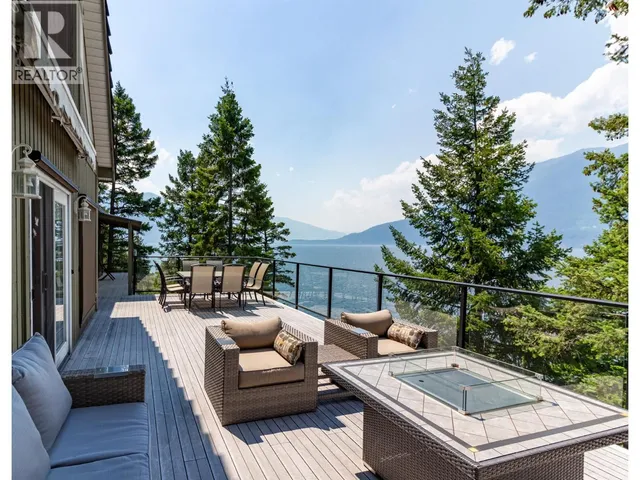 17222 PILOT BAY ROAD, Kootenay Bay 2