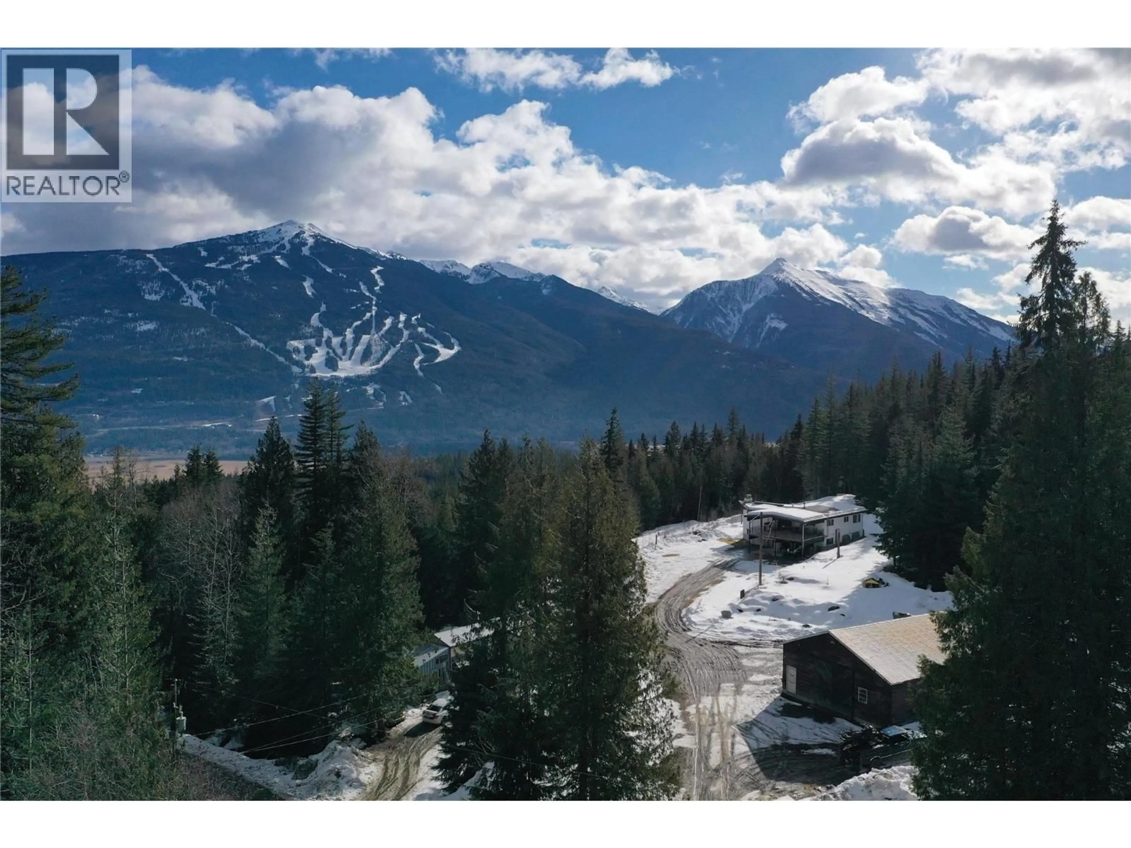 A pic from outside/outdoor area/front of a property/back of a property/a pic from drone, mountain view for 2180 CLOUGH ROAD, Revelstoke British Columbia V0E2S0