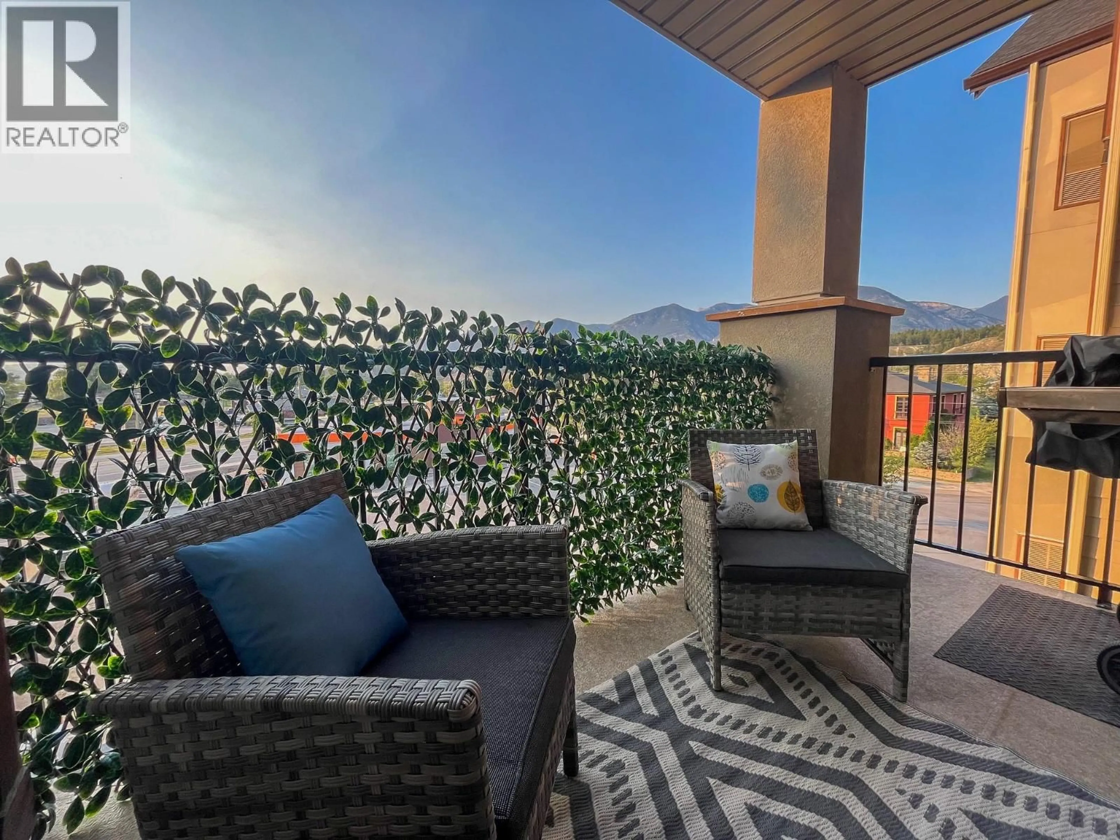 Patio, mountain view for 2305 - 205 THIRD AVENUE, Invermere British Columbia V0A1K0