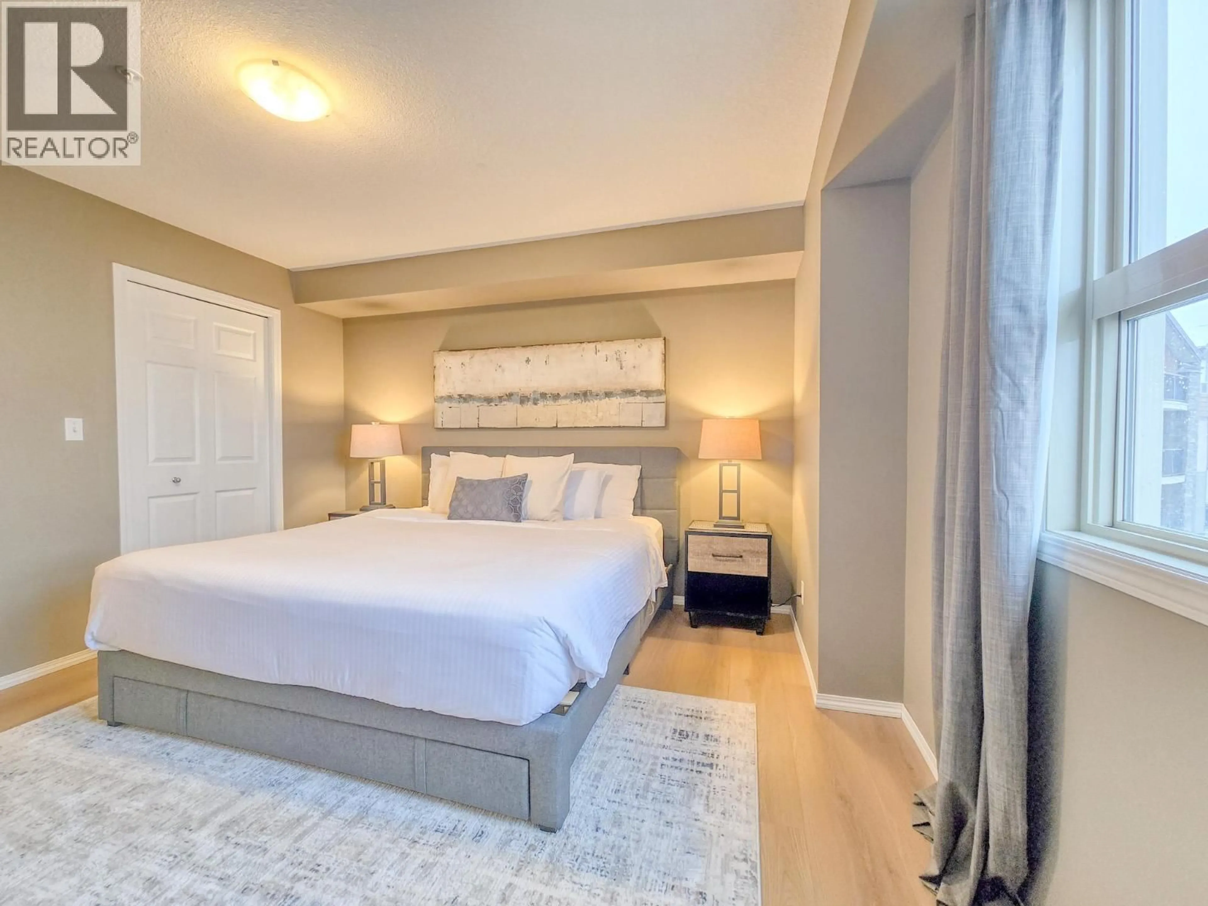 Bedroom with bed, unknown for 2305 - 205 THIRD AVENUE, Invermere British Columbia V0A1K0