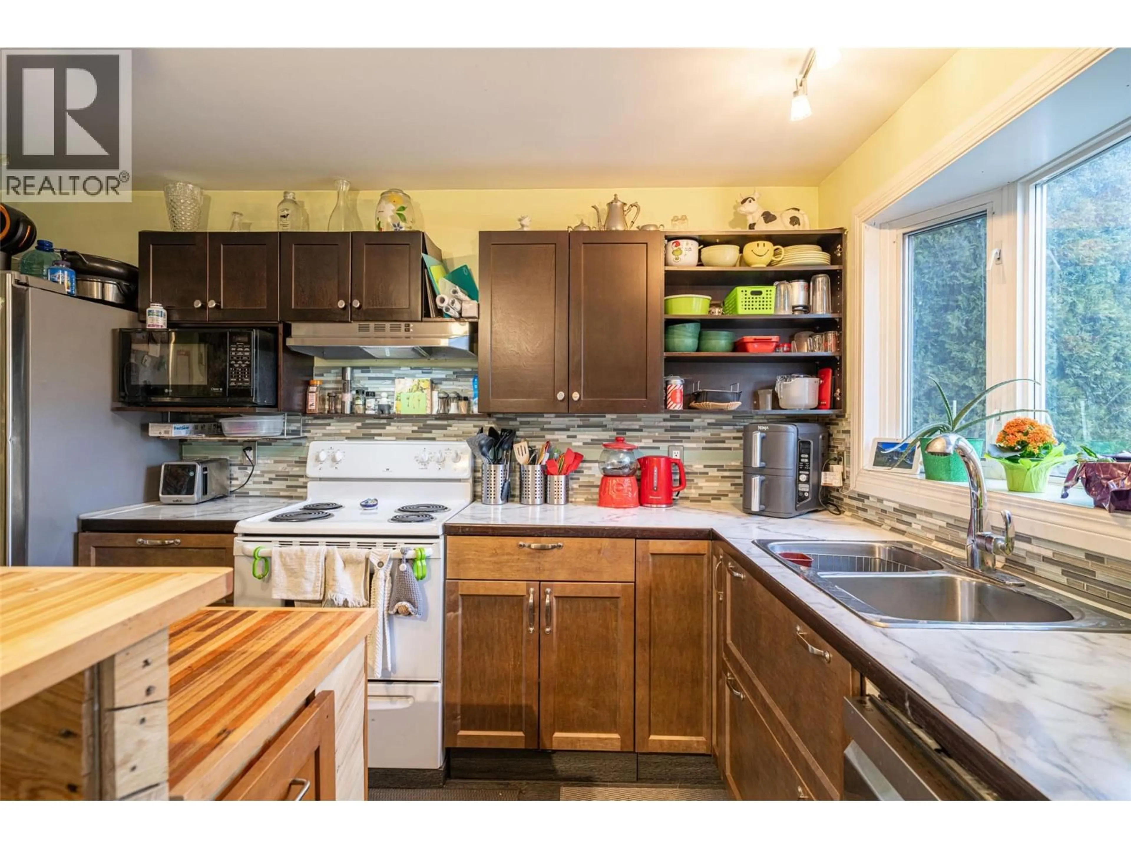 Unknown for 1816 43 STREET, Vernon British Columbia V1T6W8