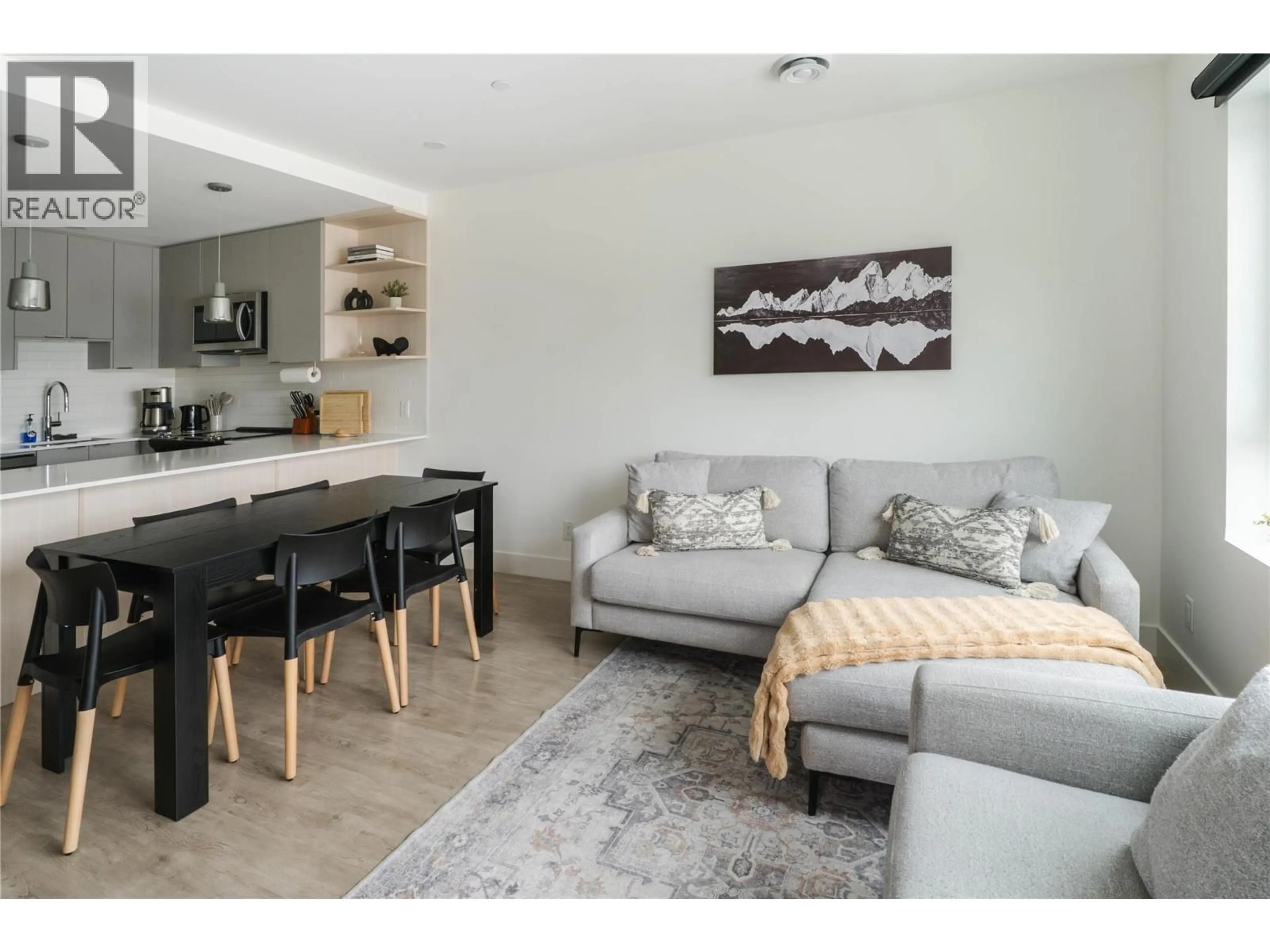 Living room with furniture, unknown for 1401 - 1701 COURSIER AVENUE, Revelstoke British Columbia V0E2S0