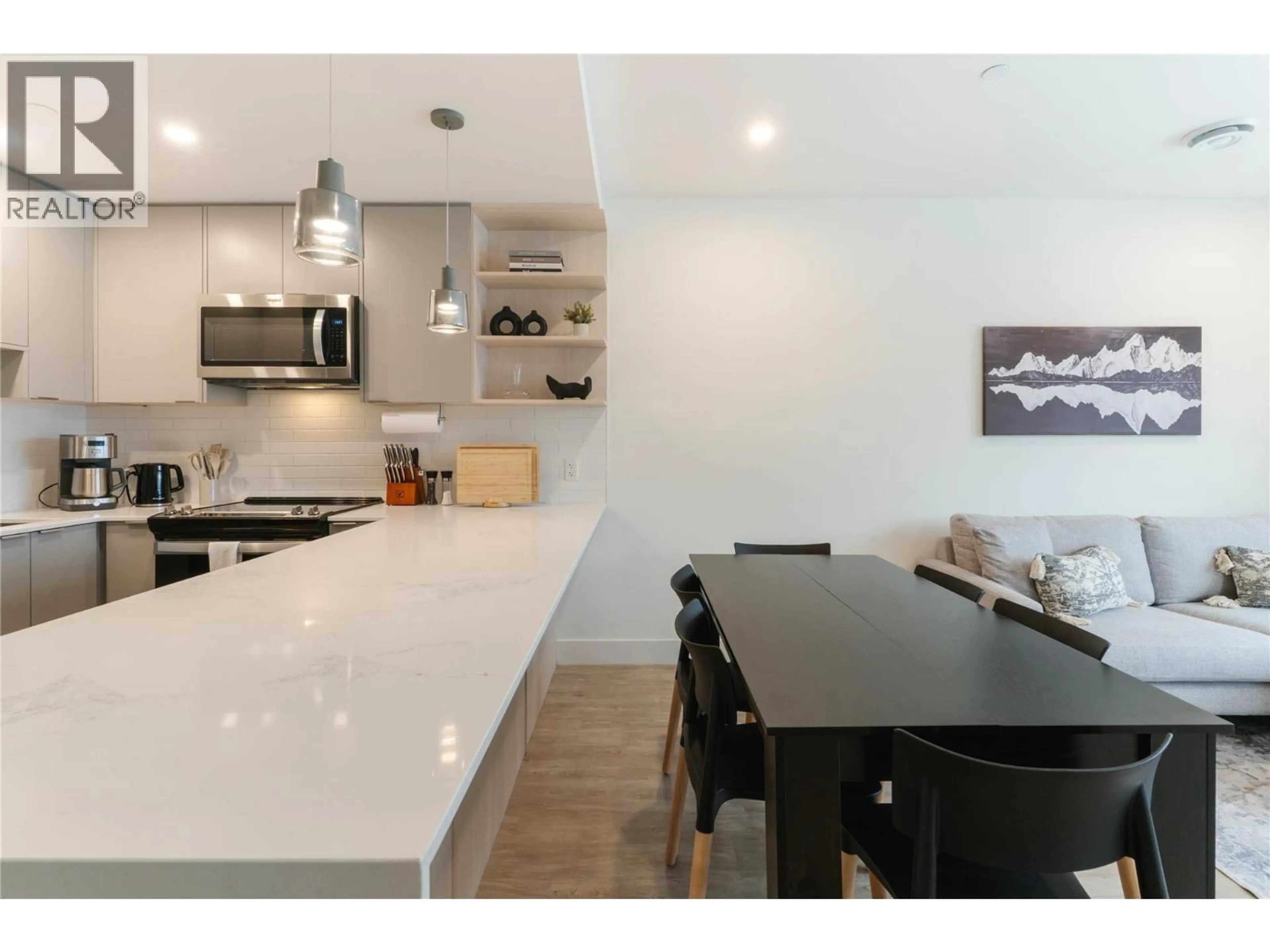 Open concept kitchen, unknown for 1401 - 1701 COURSIER AVENUE, Revelstoke British Columbia V0E2S0