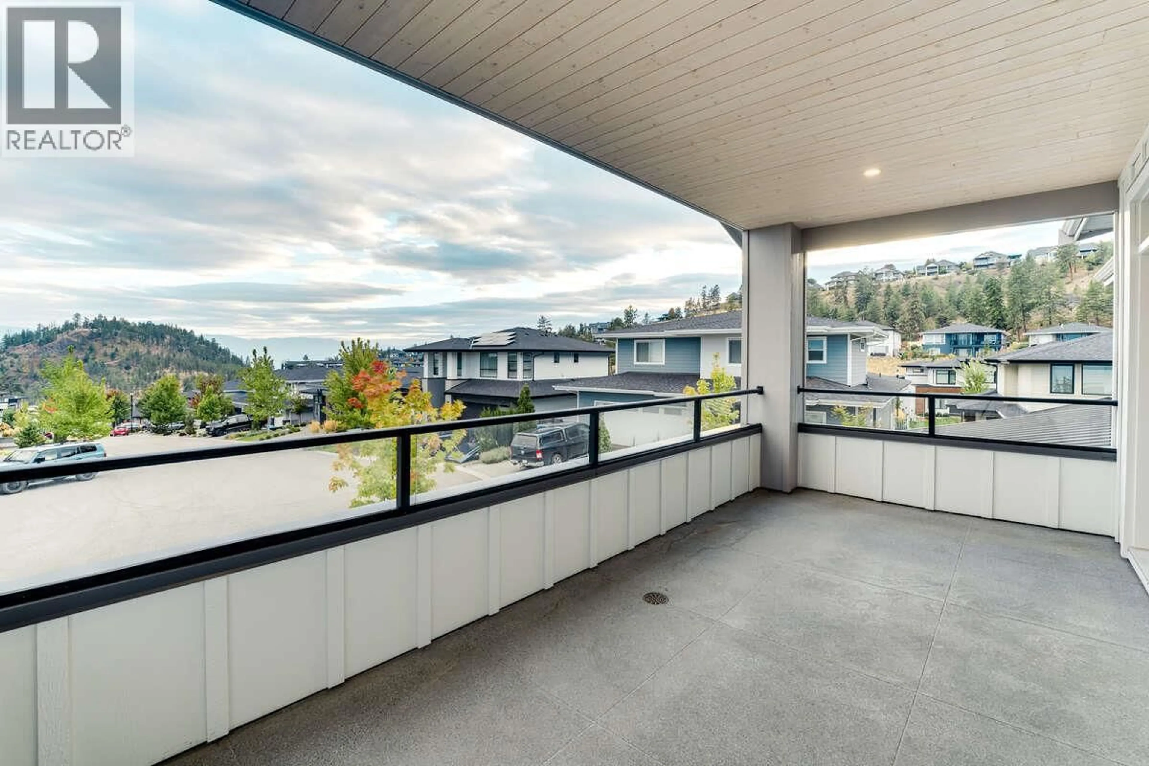 Patio, water/lake/river/ocean view for 278 SUMMER WOOD DRIVE, Kelowna British Columbia V1V3C6