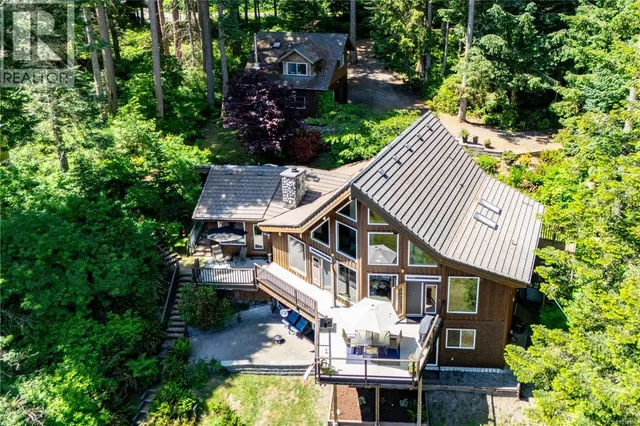 145 PETROGLYPH WAY, Quadra Island 5