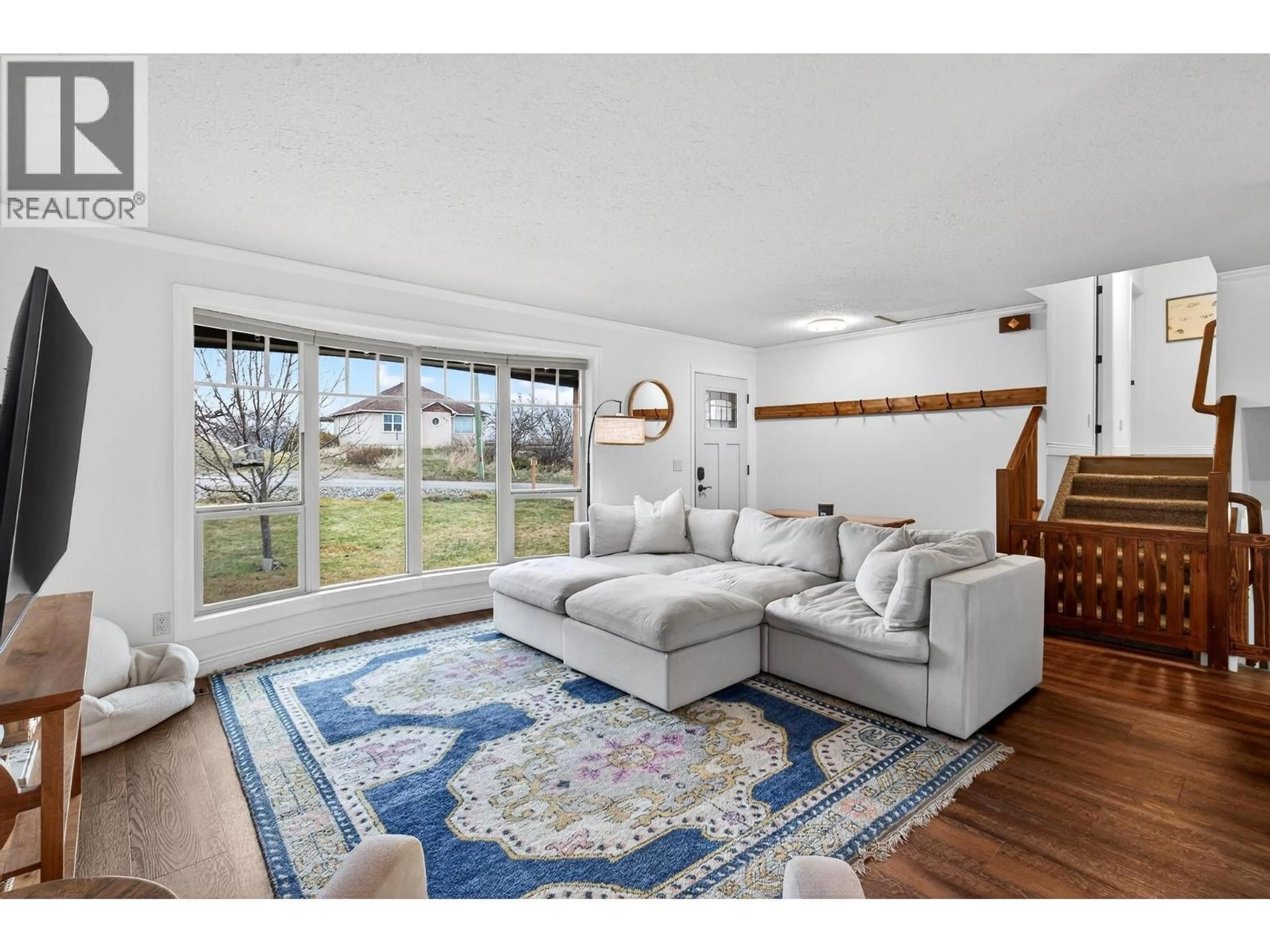 Living room with furniture, unknown for 11957 BOND ROAD, Lake Country British Columbia V4V1J4