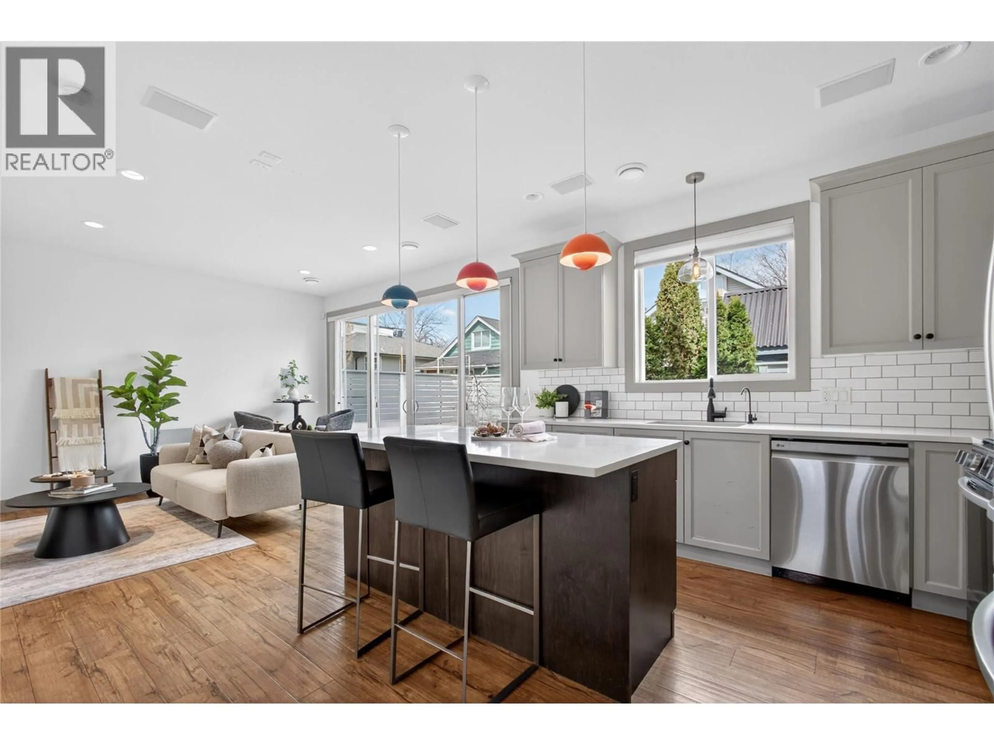 Open concept kitchen, unknown for 955 CORONATION AVENUE, Kelowna British Columbia V1Y7A6