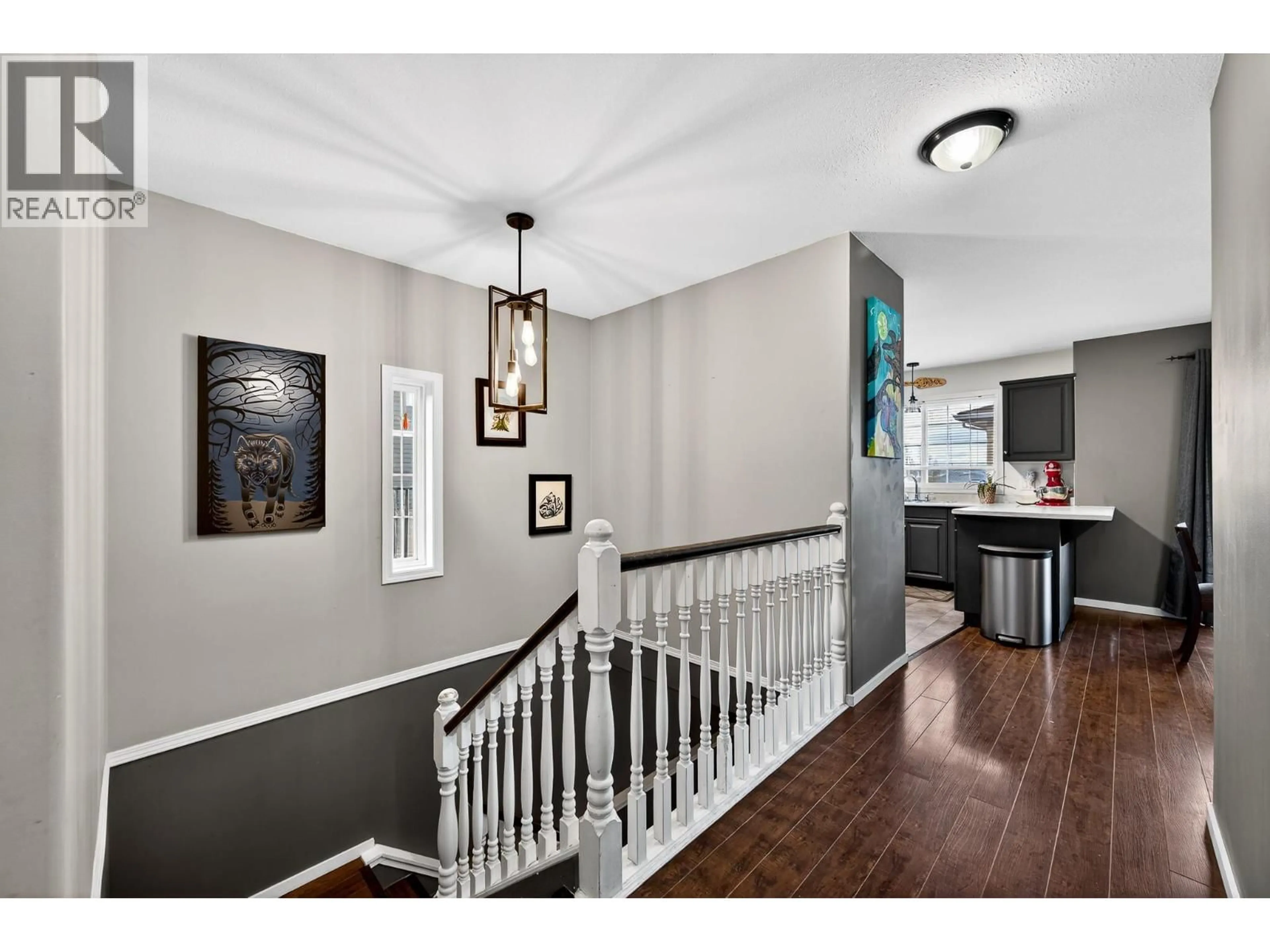 Indoor entryway for 1 - 726 DUNROBIN DRIVE, Kamloops British Columbia V1S1X3