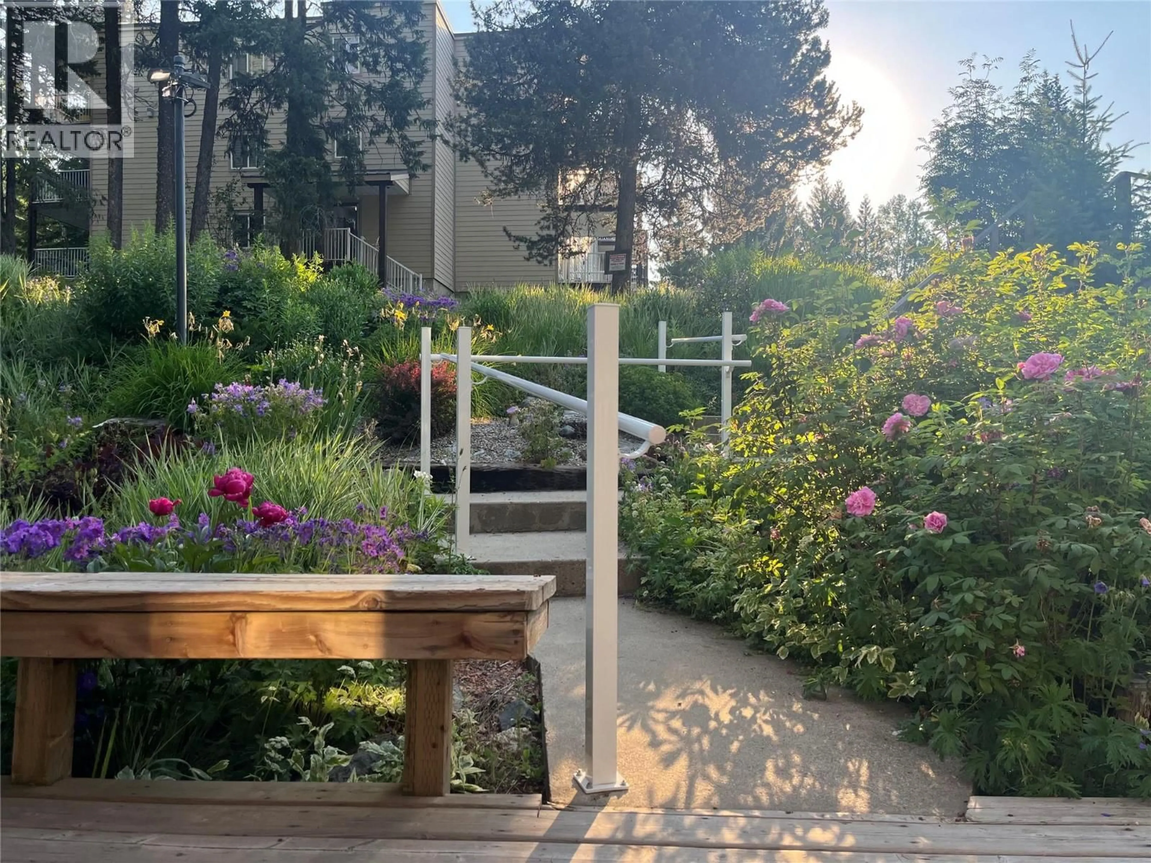 Patio, unknown for 4 MONASHEE PLACE, Rossland British Columbia V0G1Y0