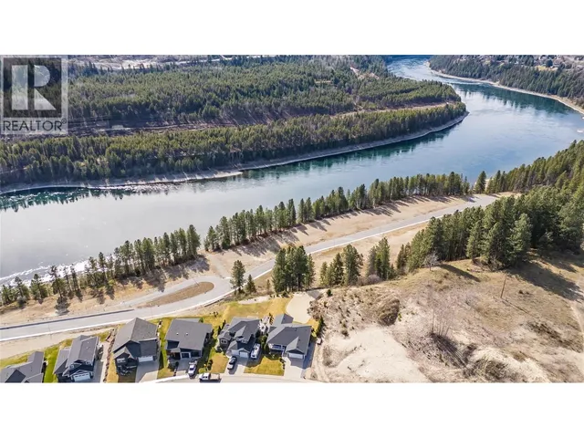 3835 5TH AVENUE, Castlegar 3