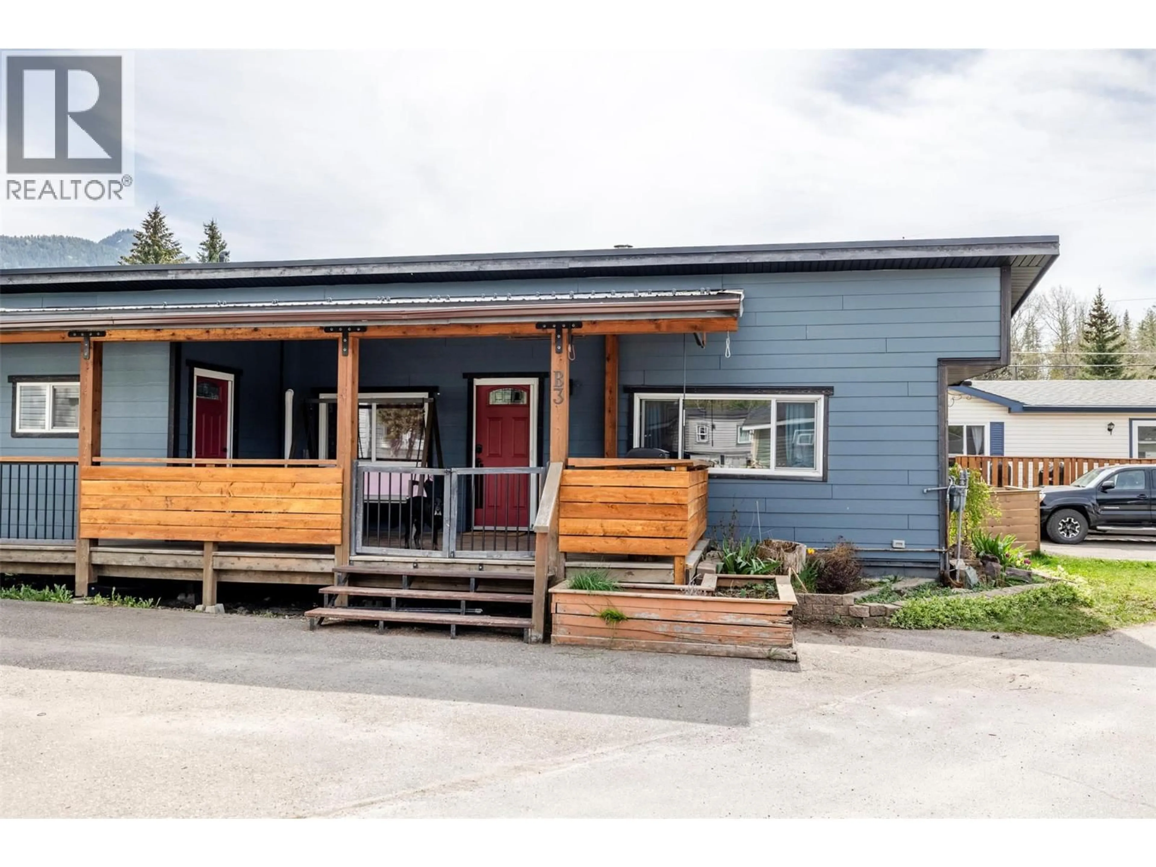 Home with vinyl exterior material, unknown for B3 - 60 COKATO ROAD, Fernie British Columbia V0B1M4