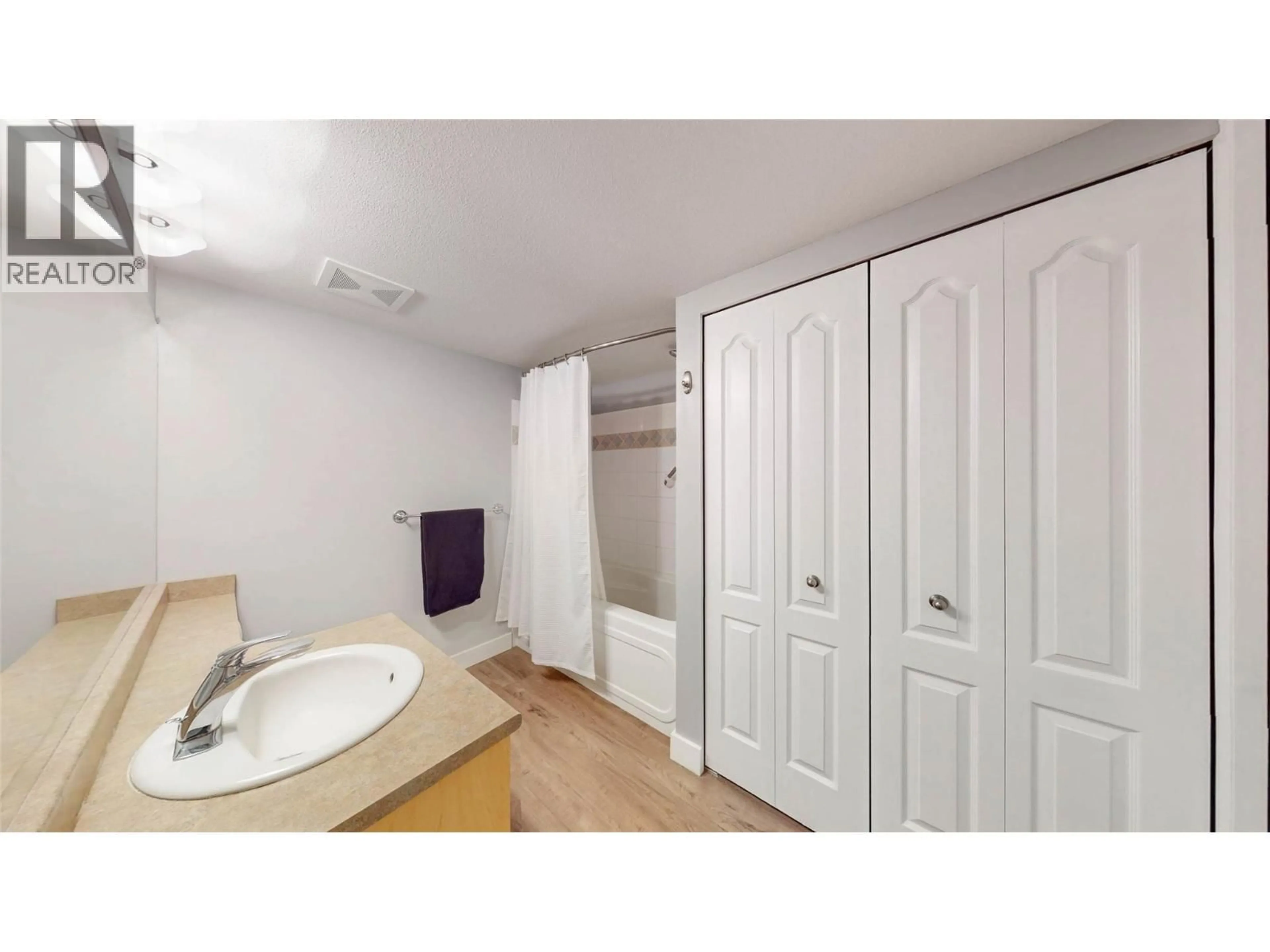A pic of a room for 308 - 7600 COTTONWOOD DRIVE, Osoyoos British Columbia V0H1V3