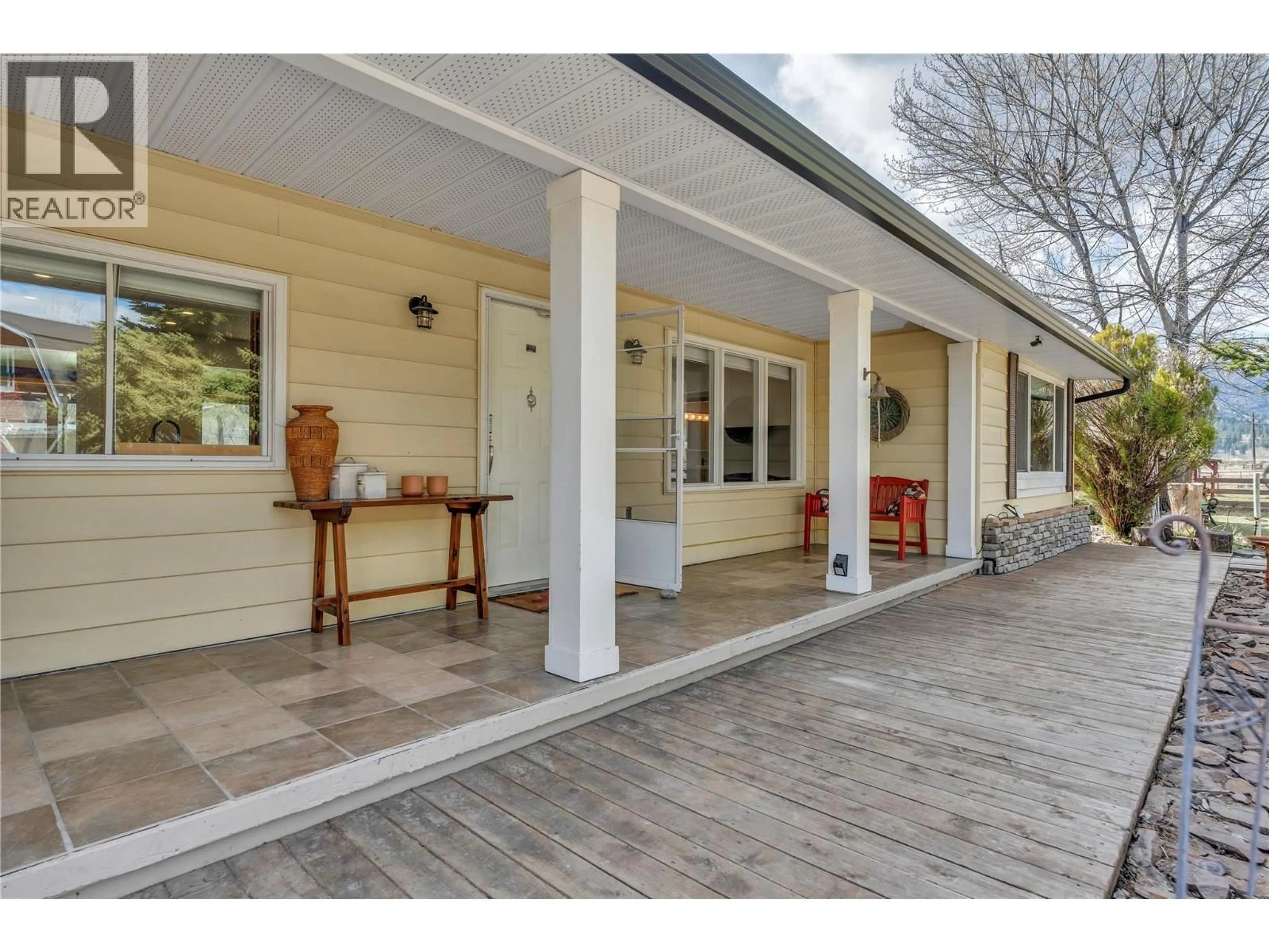 Unknown for 212 CARR CRESCENT, Oliver British Columbia V0H1T5