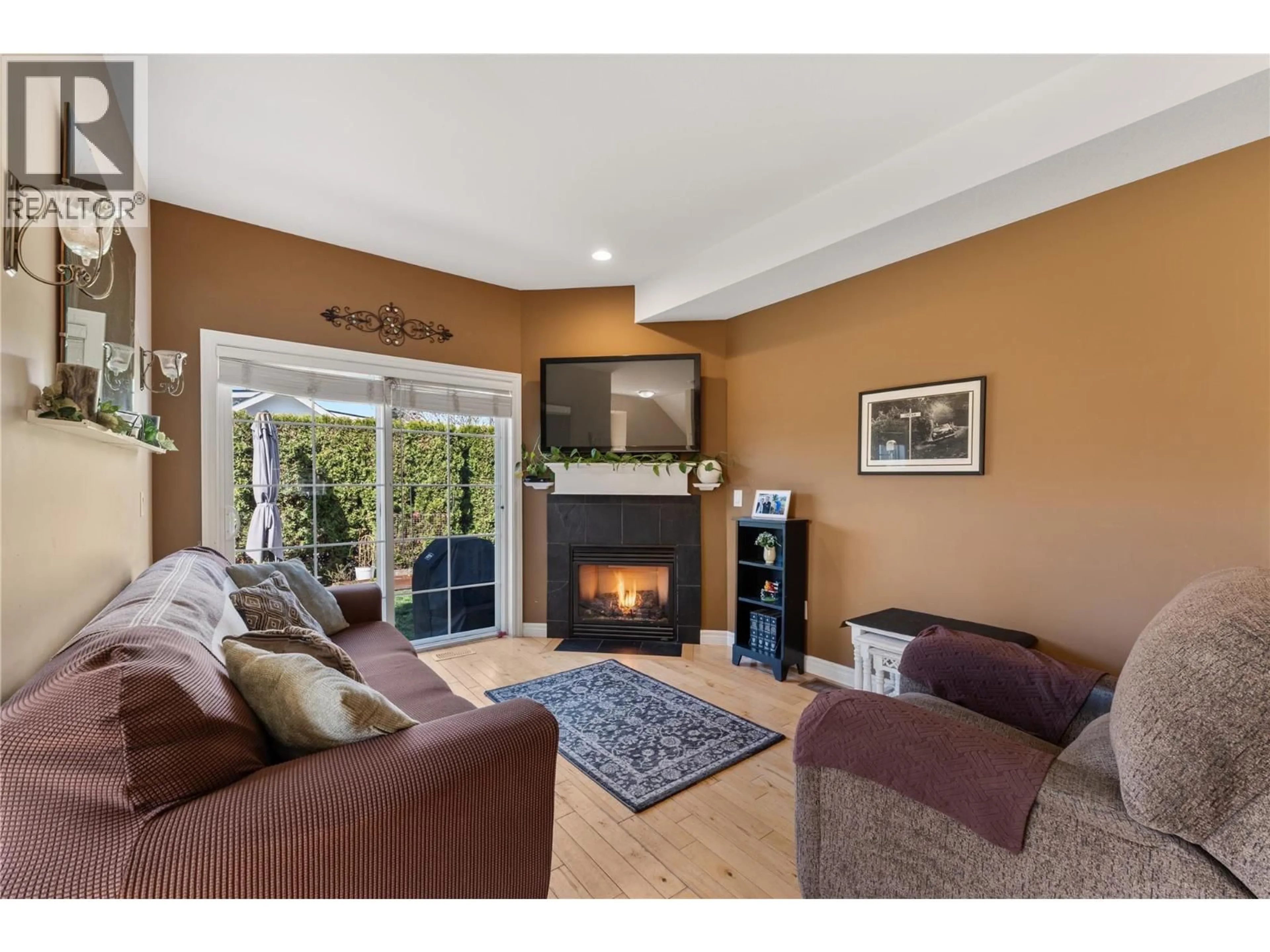 Living room with furniture, unknown for 111 - 456 MCPHEE STREET, Kelowna British Columbia V1X8C5