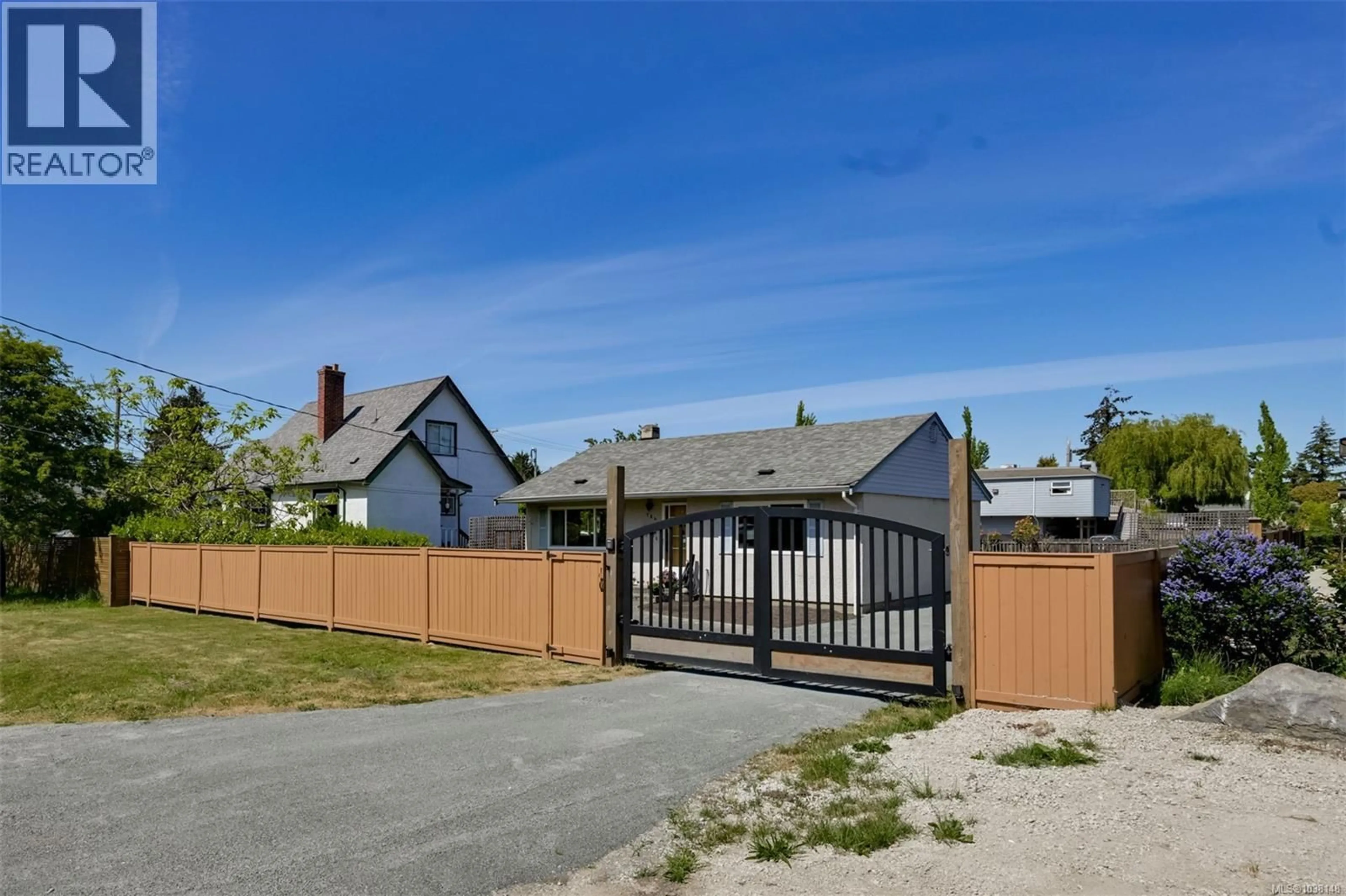 A pic from outside/outdoor area/front of a property/back of a property/a pic from drone, street for 784 SNOWDROP AVENUE, Saanich British Columbia V8Z2N2