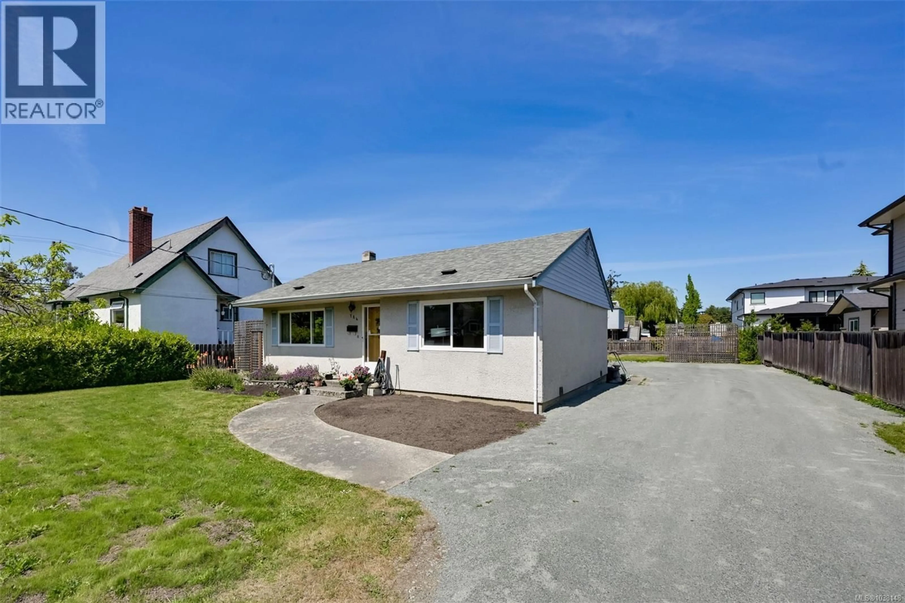 A pic from outside/outdoor area/front of a property/back of a property/a pic from drone, street for 784 SNOWDROP AVENUE, Saanich British Columbia V8Z2N2
