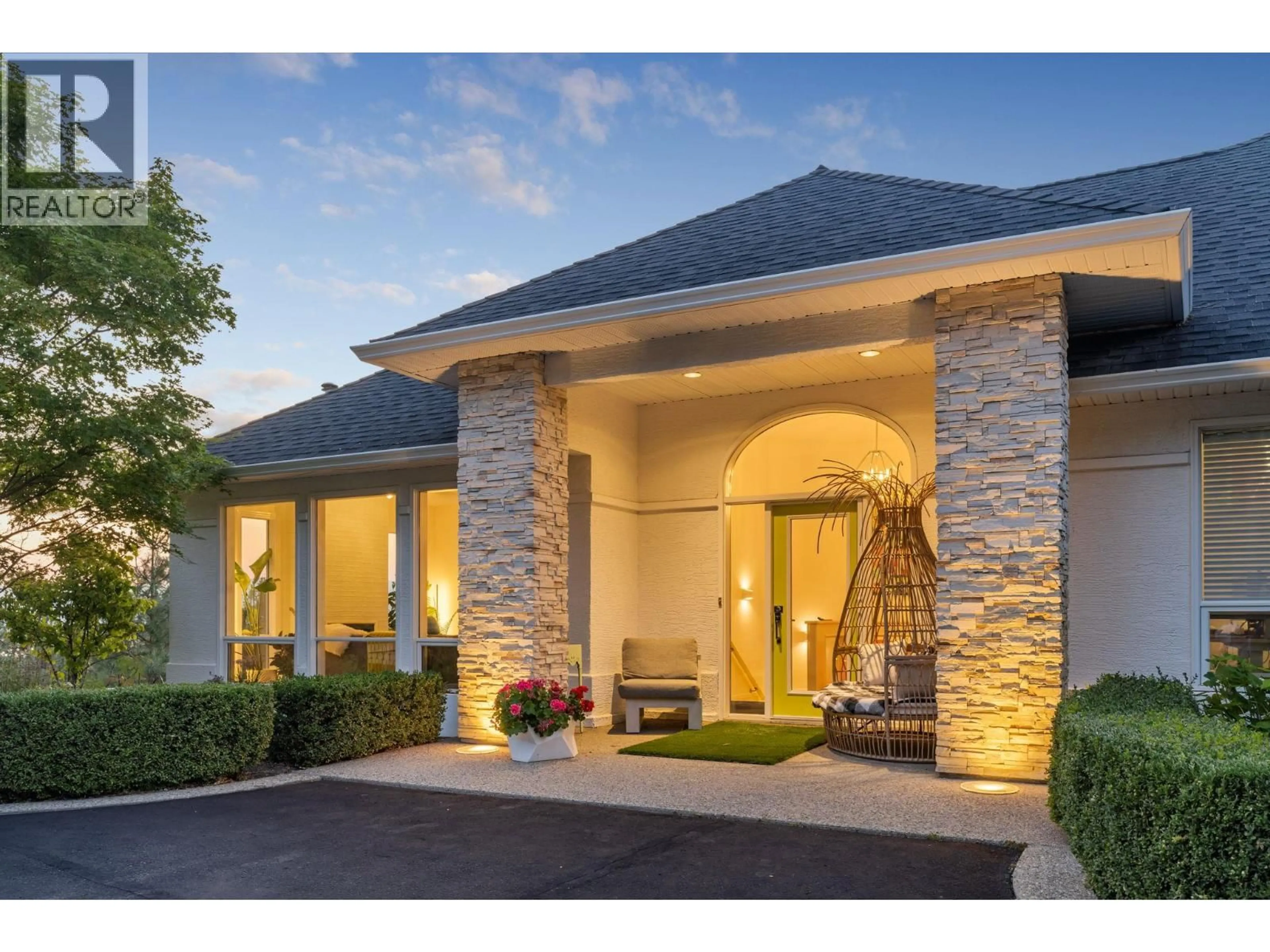 Unknown for 2270 GRANTHAM ROAD, Kelowna British Columbia V1W4B7