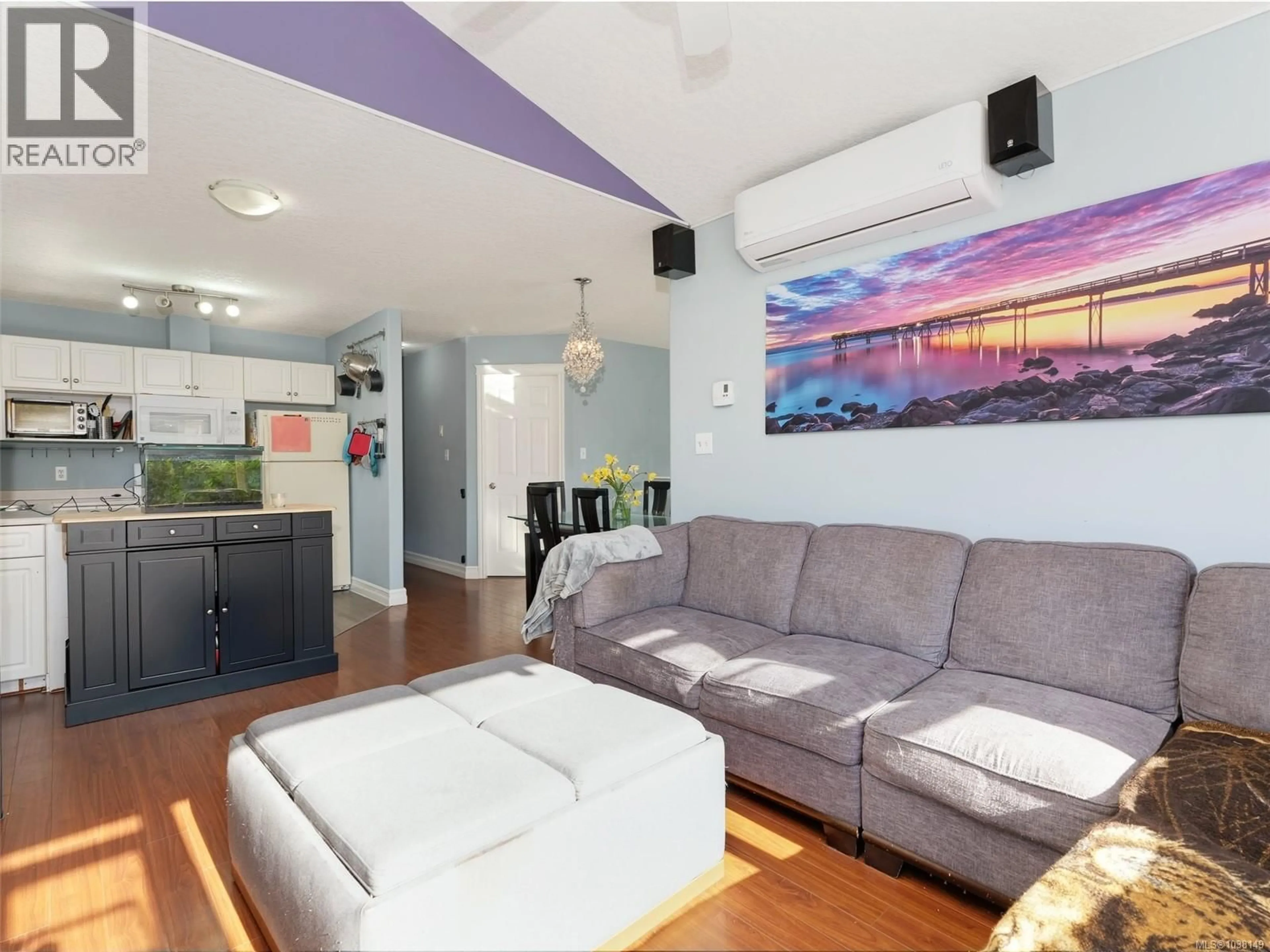 Living room with furniture, unknown for 2562 WENTWICH ROAD, Langford British Columbia V9B3N4