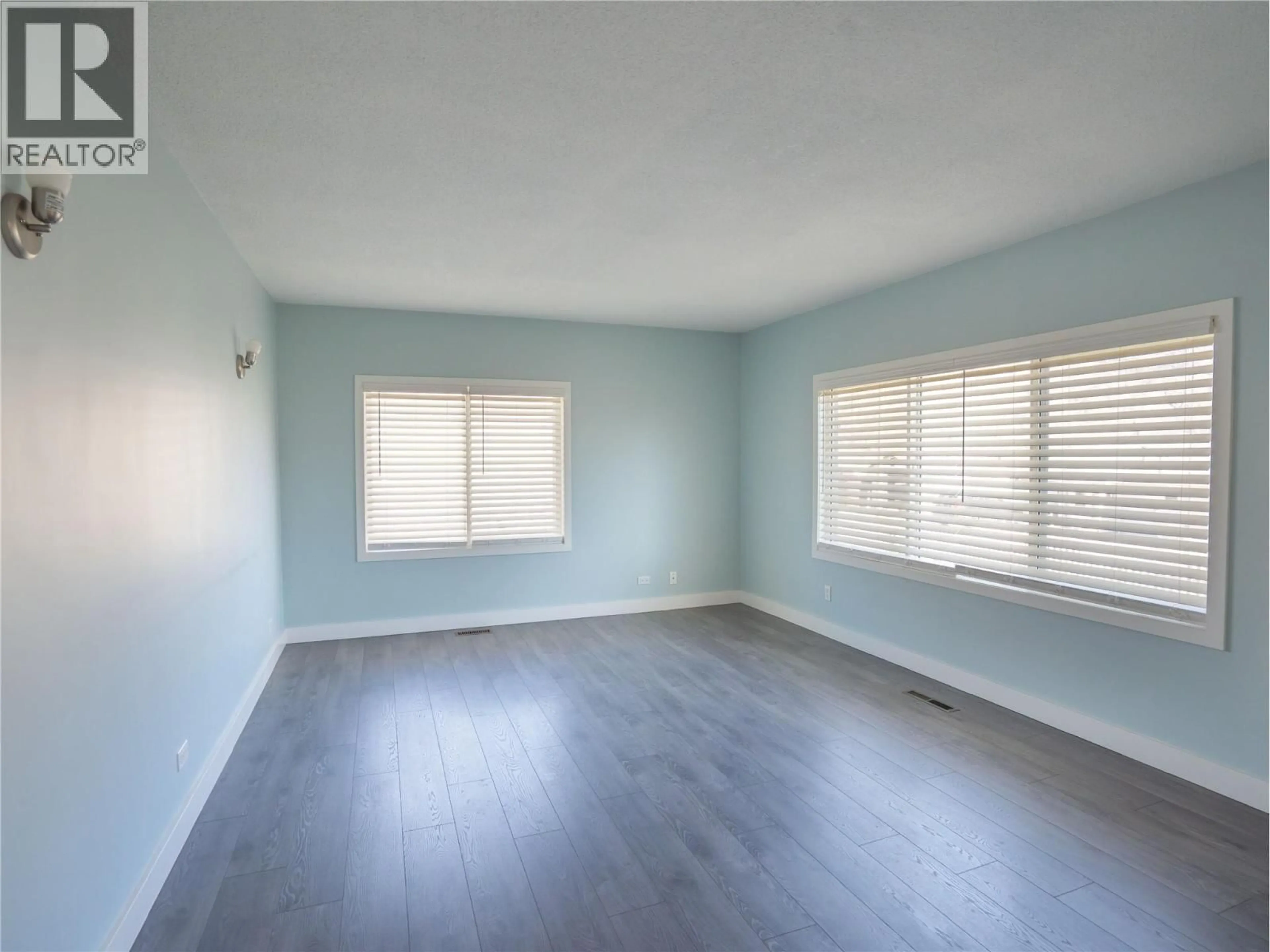 A pic of a room for 7212 HERON LANE, Osoyoos British Columbia V0H1V0