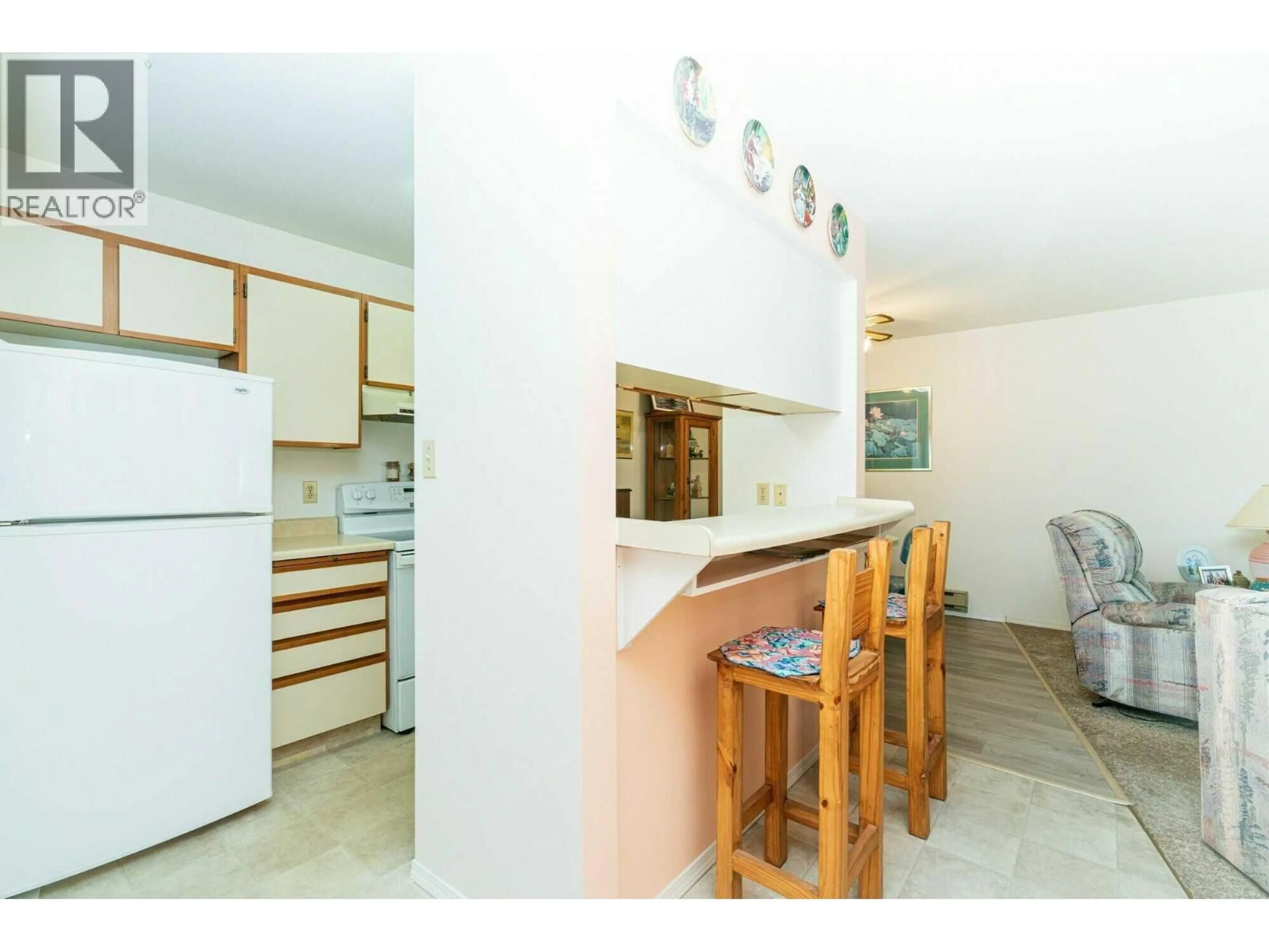Standard kitchen, unknown for 17 - 340 MCKINNEY ROAD, Oliver British Columbia V0H1T3