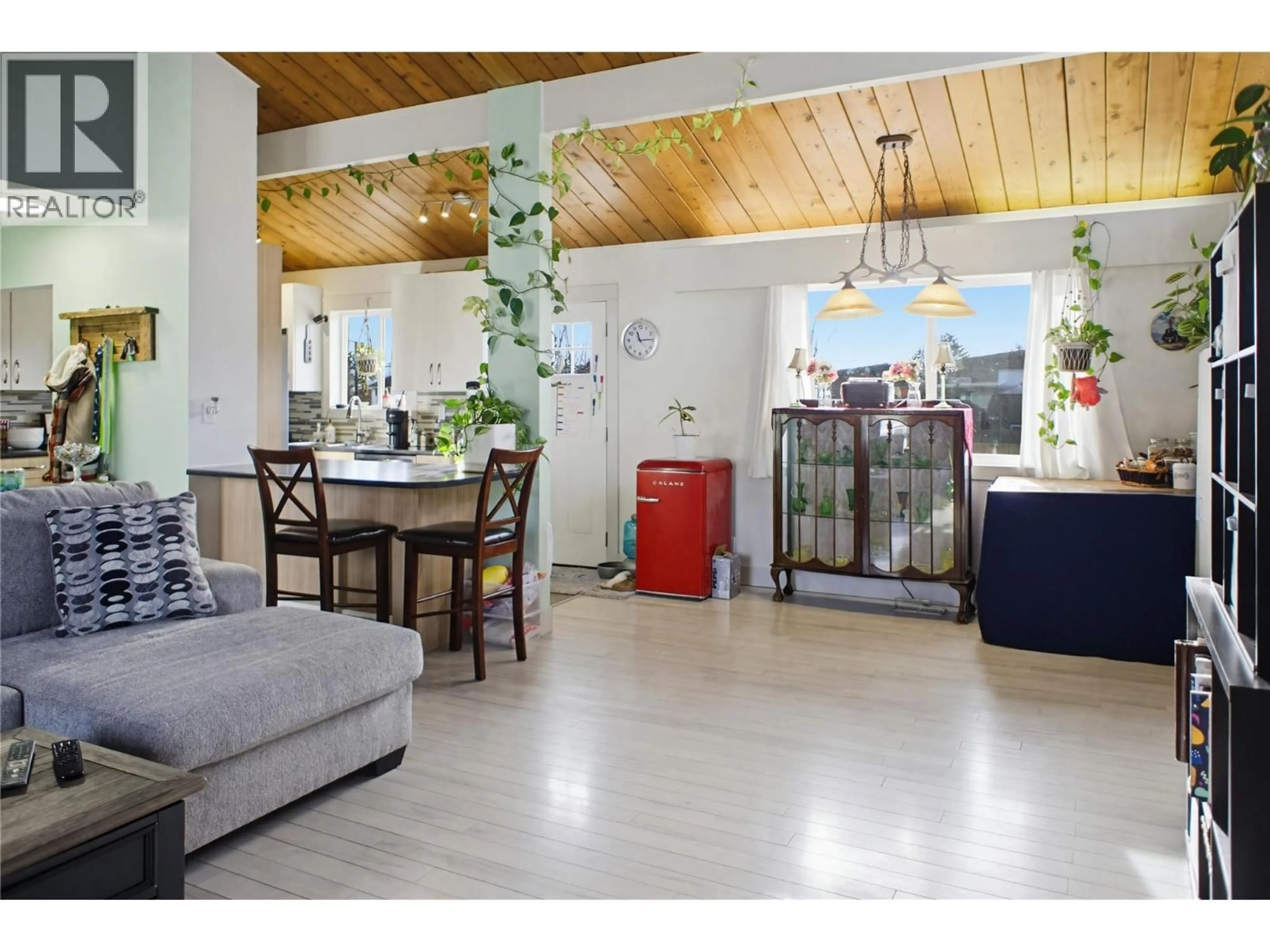 Unknown for 1271 KIMBERLEY CRESCENT, Kamloops British Columbia V2B3B8