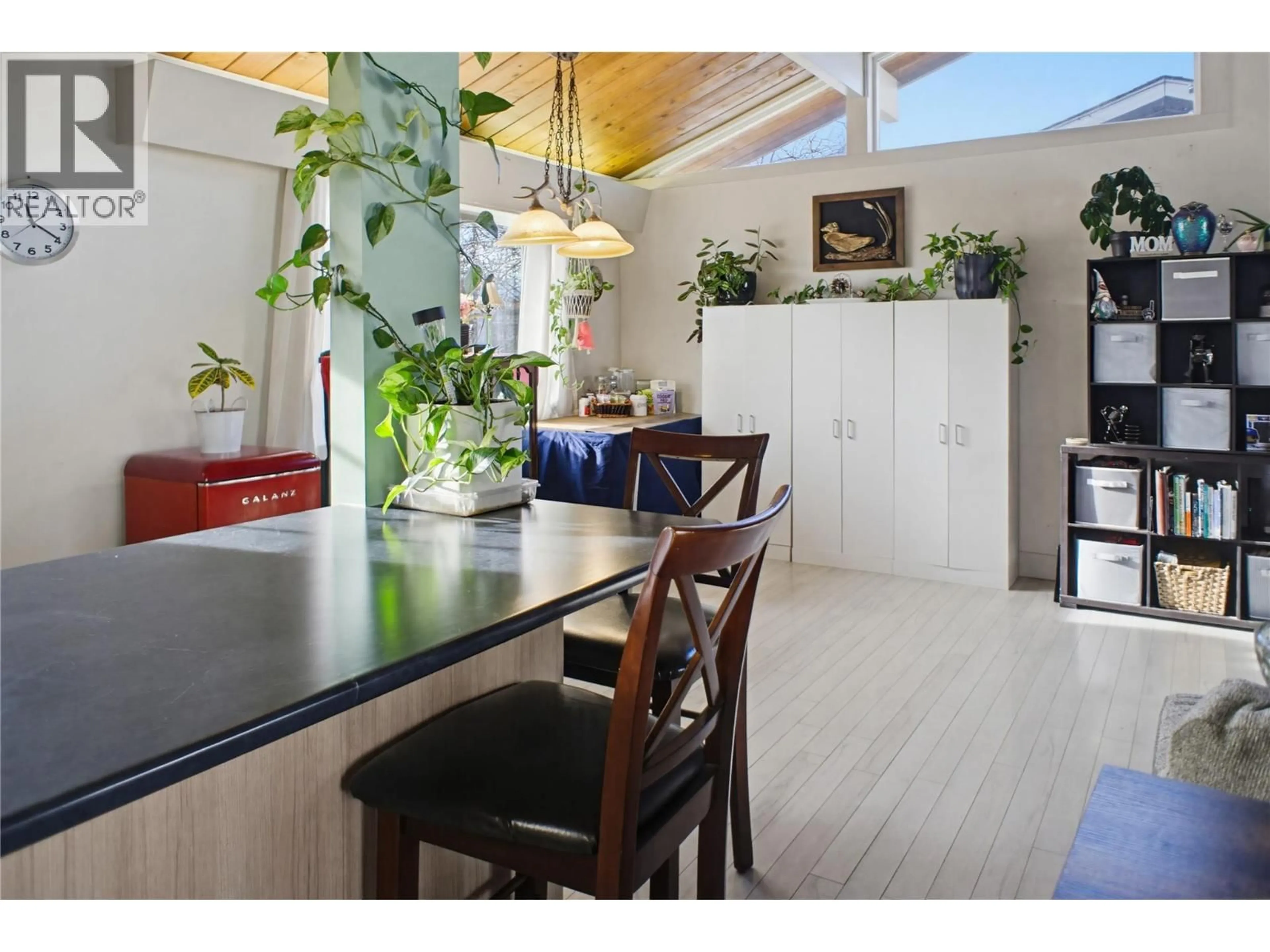 Unknown for 1271 KIMBERLEY CRESCENT, Kamloops British Columbia V2B3B8