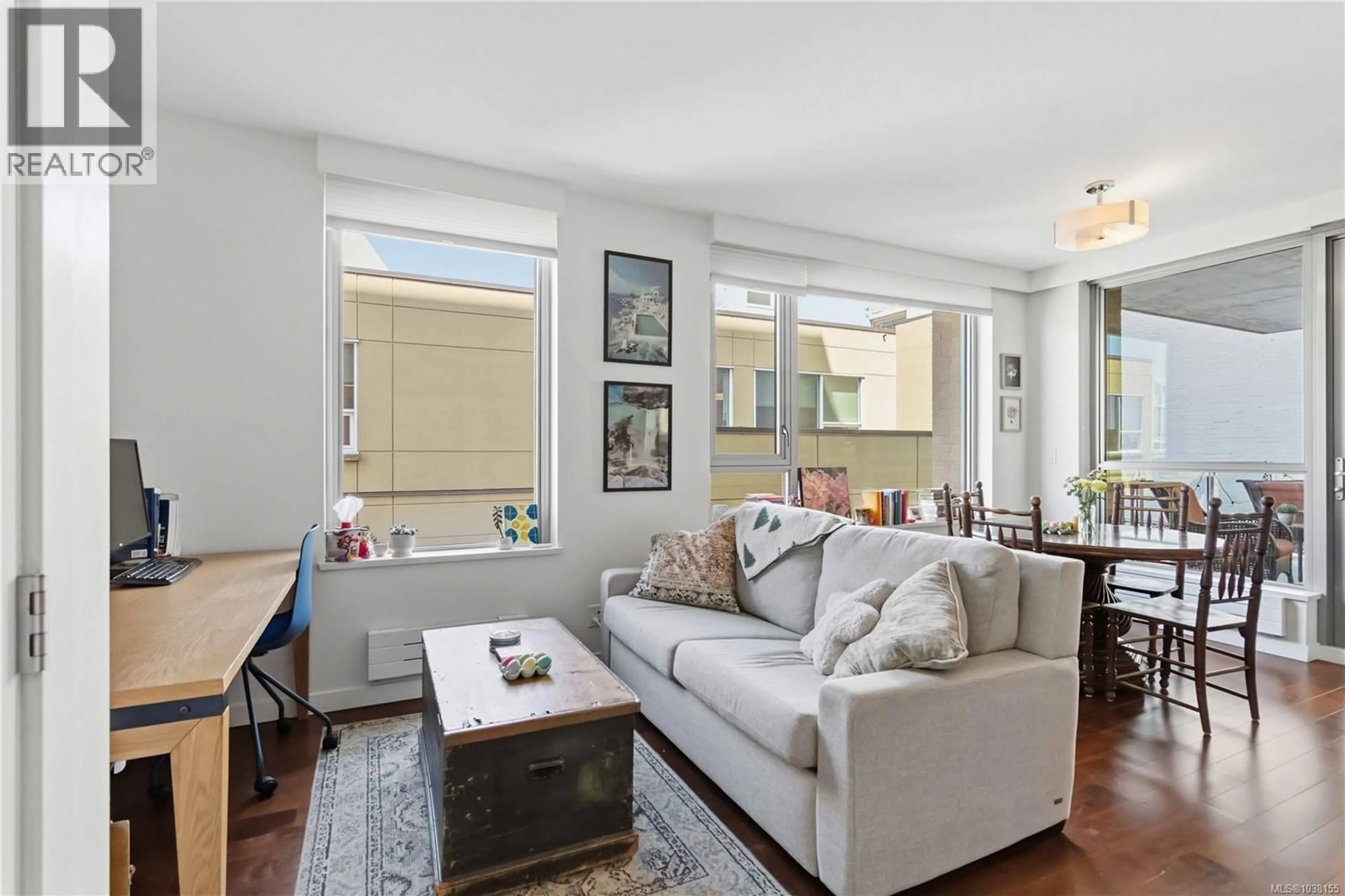Living room with furniture, unknown for 505 - 608 BROUGHTON STREET, Victoria British Columbia V8W1C7