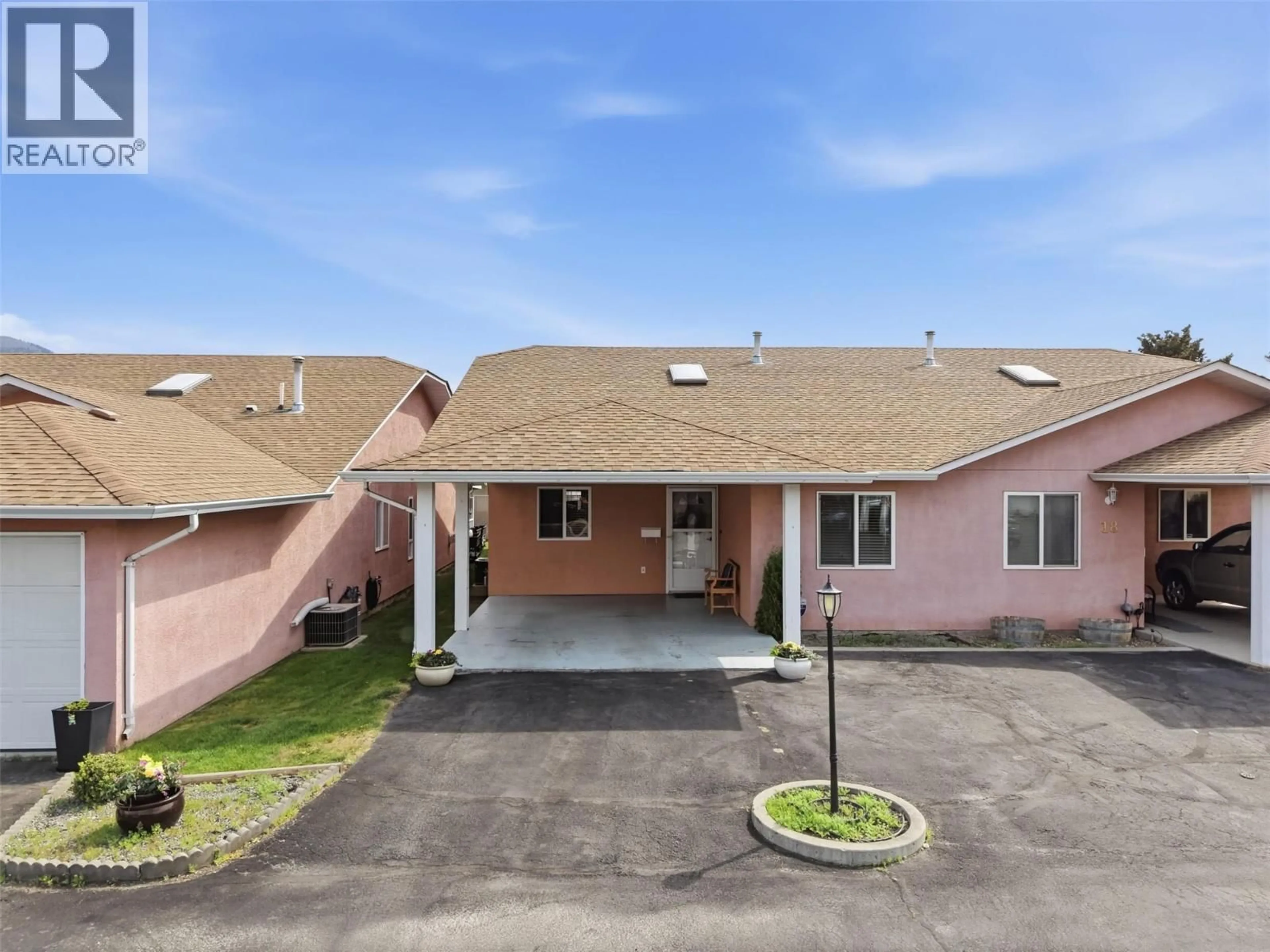 Unknown for 17 - 1285 14TH STREET, Kamloops British Columbia V2B8K9