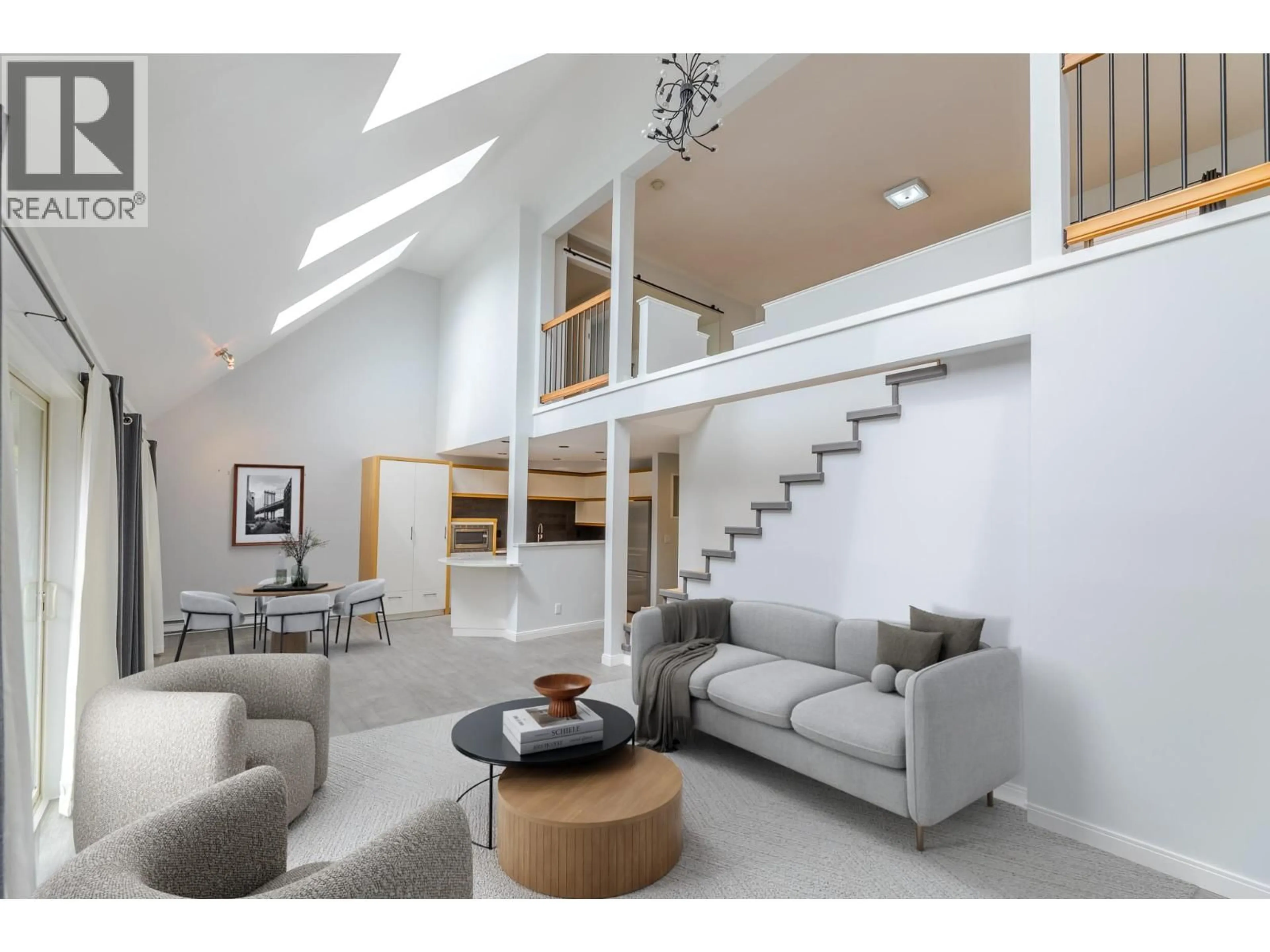 Unknown for 201 - 335 CHURCHILL AVENUE, Penticton British Columbia V2A1C9