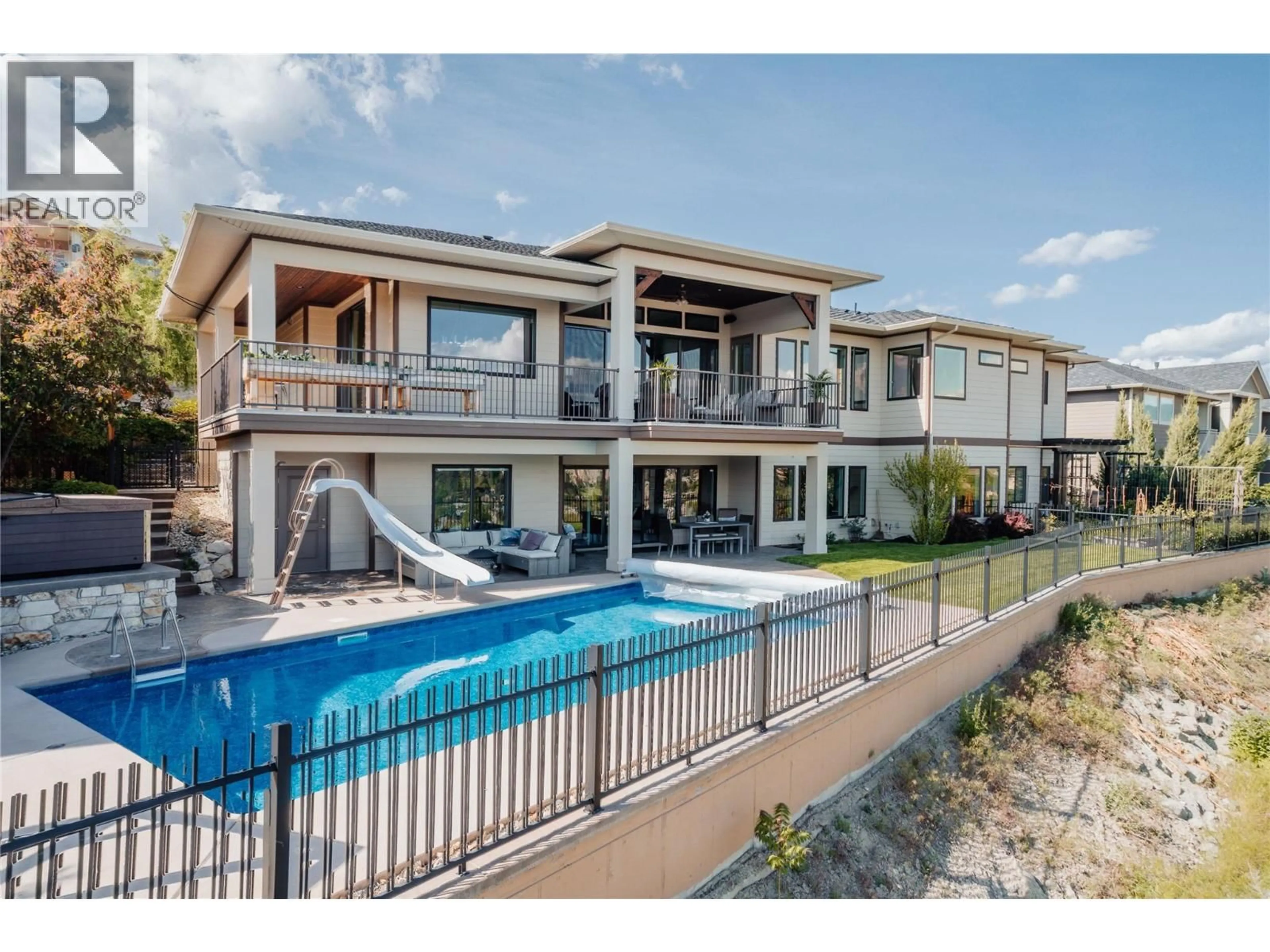 Pool for 747 TRADITIONS CRESCENT, Kelowna British Columbia V1V2Y2