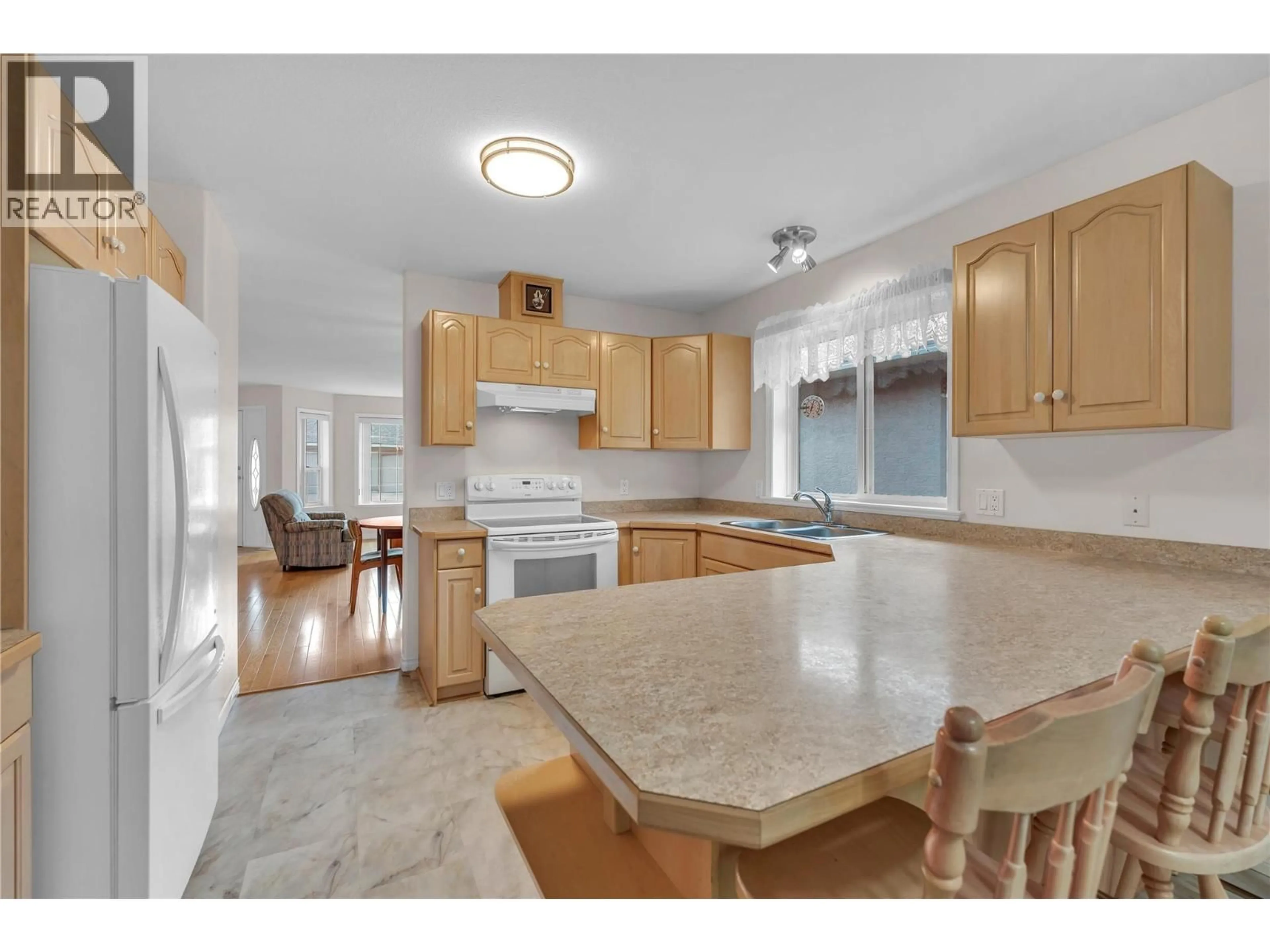 Open concept kitchen, ceramic/tile floor for 27 - 9600 TURNER STREET, Summerland British Columbia V0H1Z5