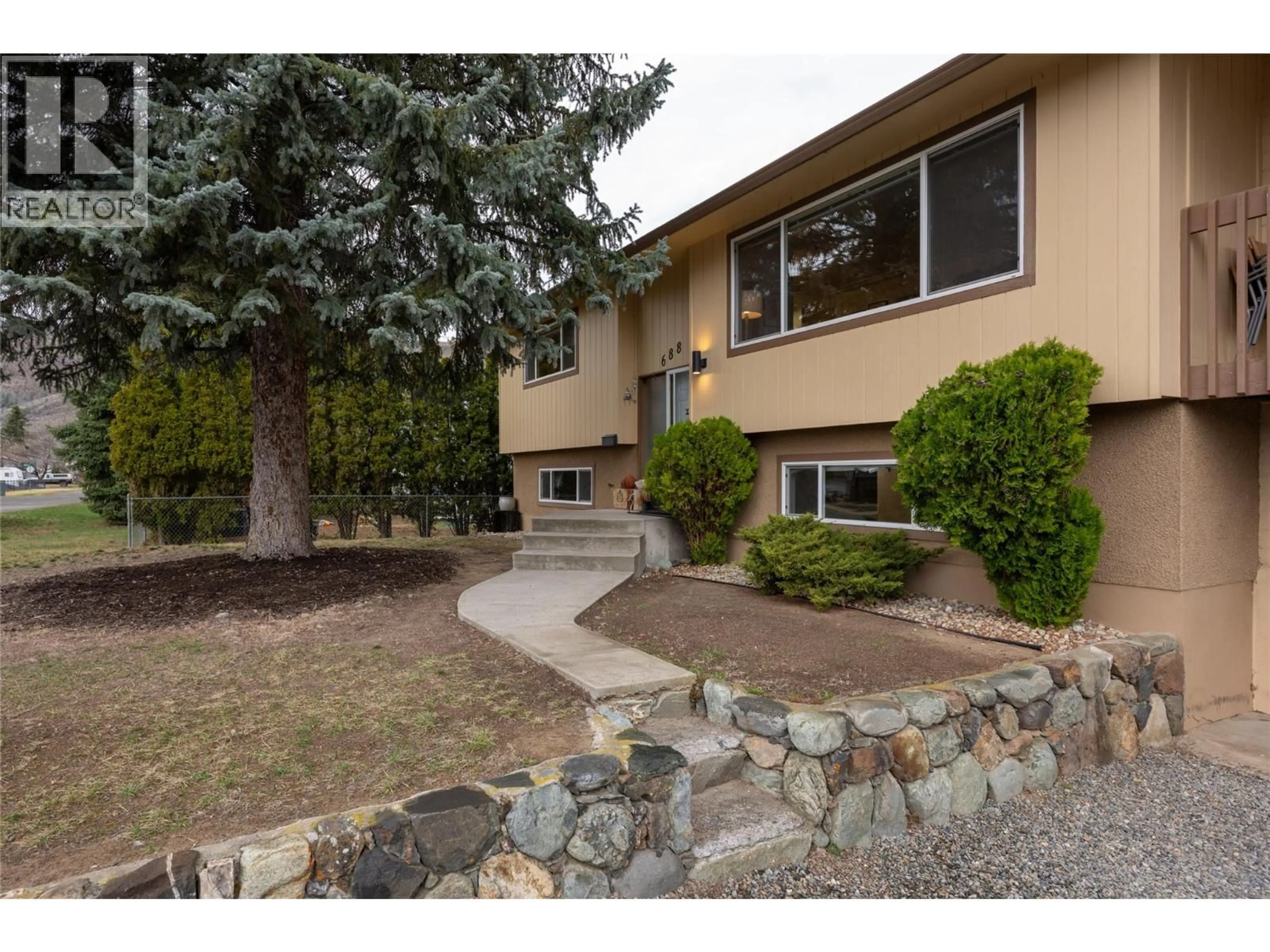 Unknown for 688 SUN VALLEY DRIVE, Kamloops British Columbia V2B6S4