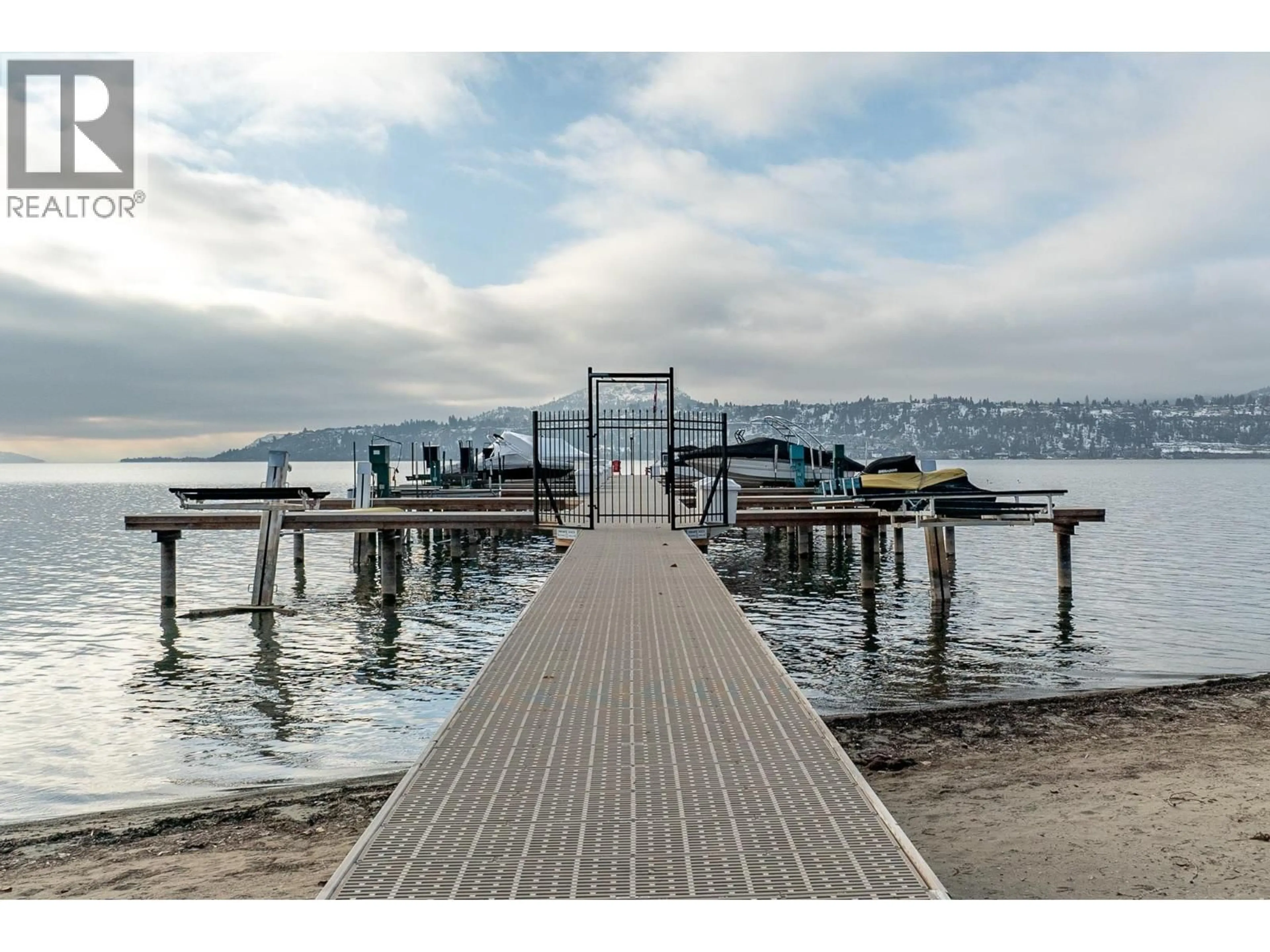 Blurry image for 312 - 2900 ABBOTT STREET, Kelowna British Columbia V1Y1G6