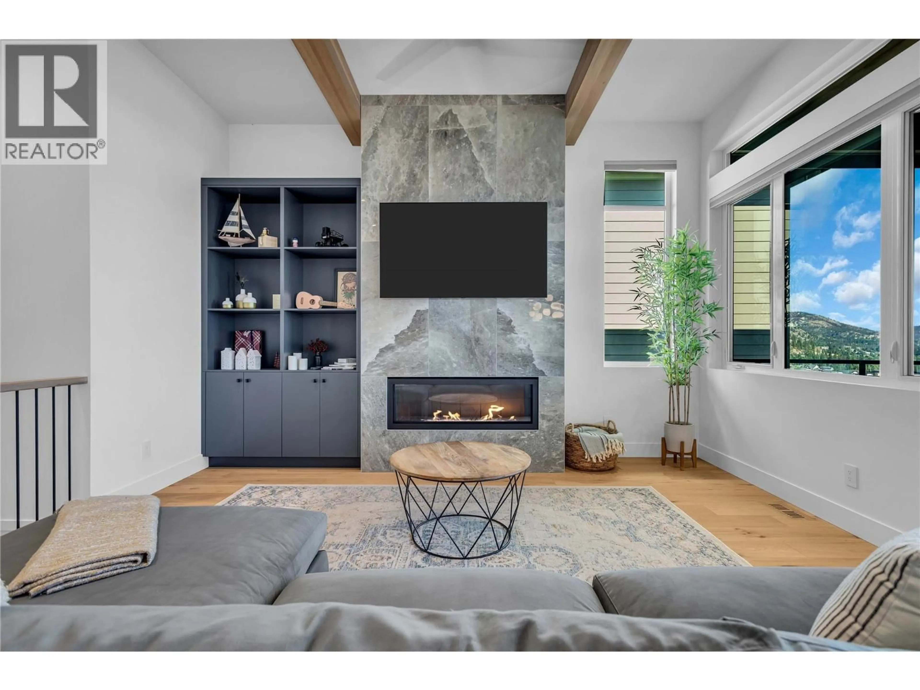 Living room with furniture, unknown for 3044 SHALEVIEW DRIVE, West Kelowna British Columbia V4T3L6