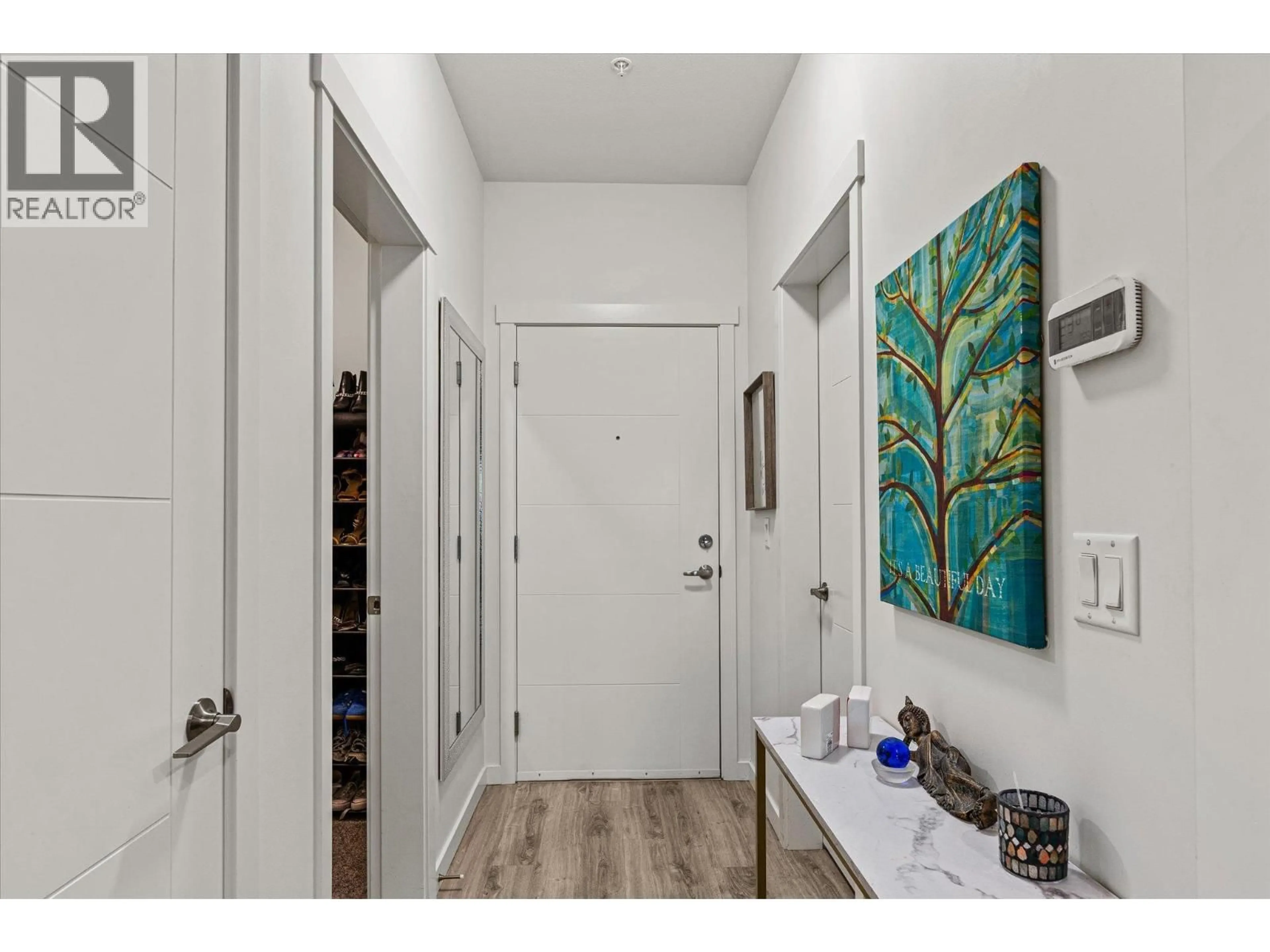 Indoor entryway for 217 - 2345 BUTT ROAD, West Kelowna British Columbia V4T0G2