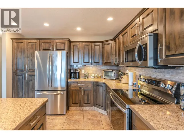 1418 FAIRVIEW ROAD, Oliver 4