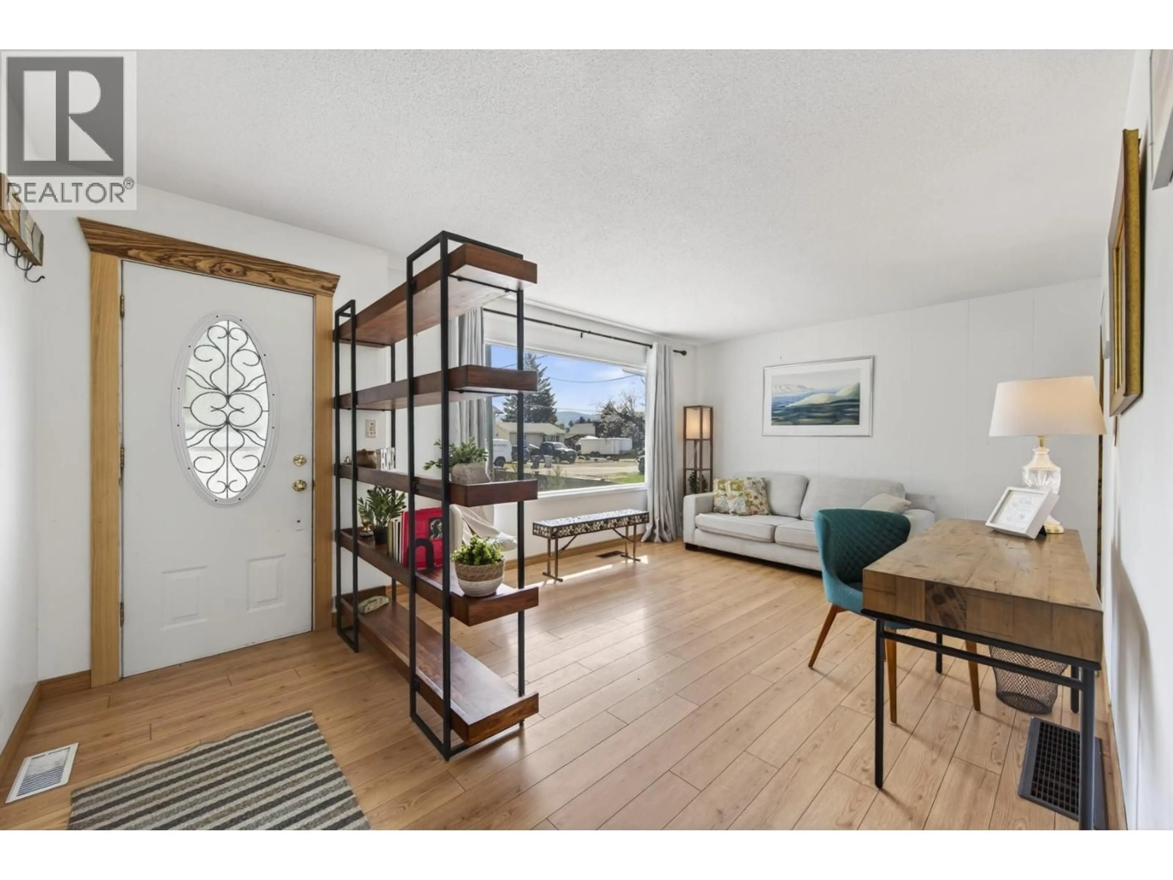 Unknown for 1034 LAROQUE STREET, Kamloops British Columbia V2B5L5