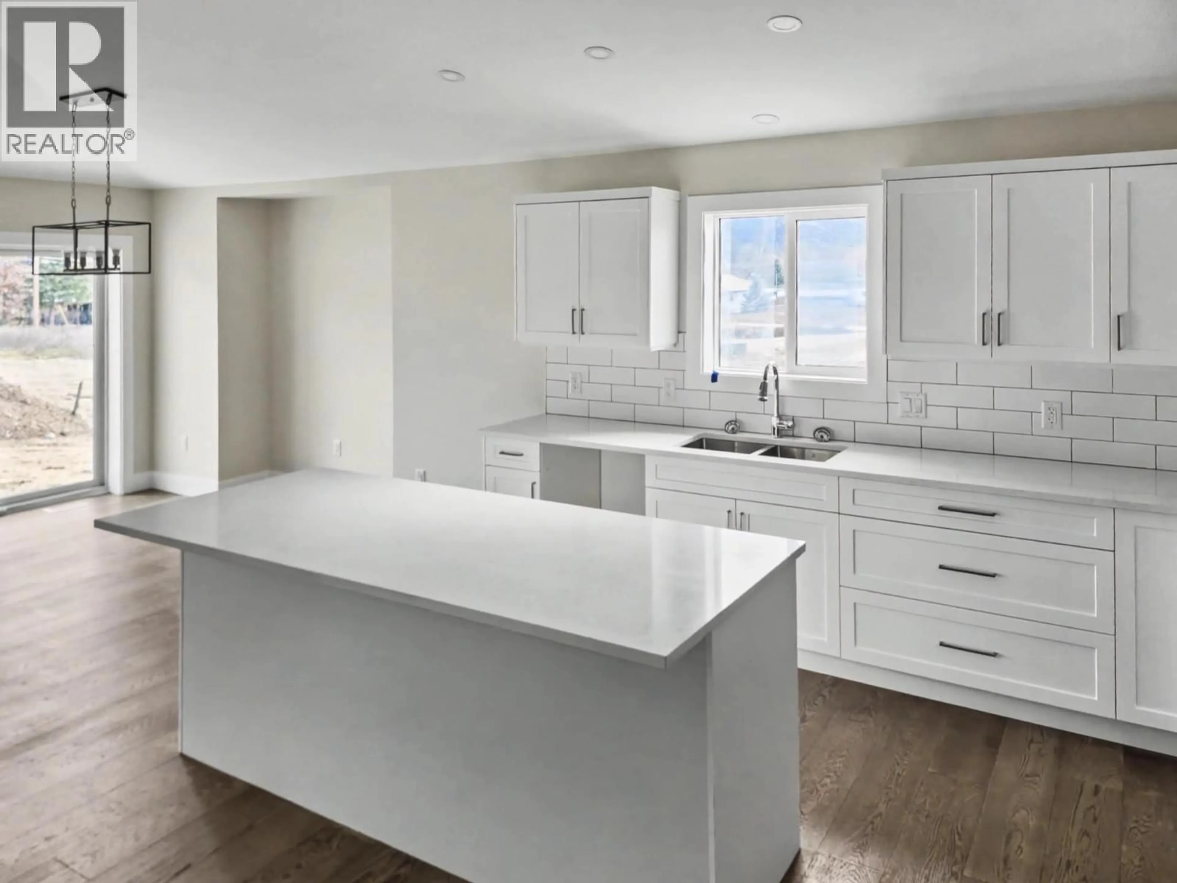 Open concept kitchen, ceramic/tile floor for 6050 19TH STREET, Grand Forks British Columbia V0H1H0