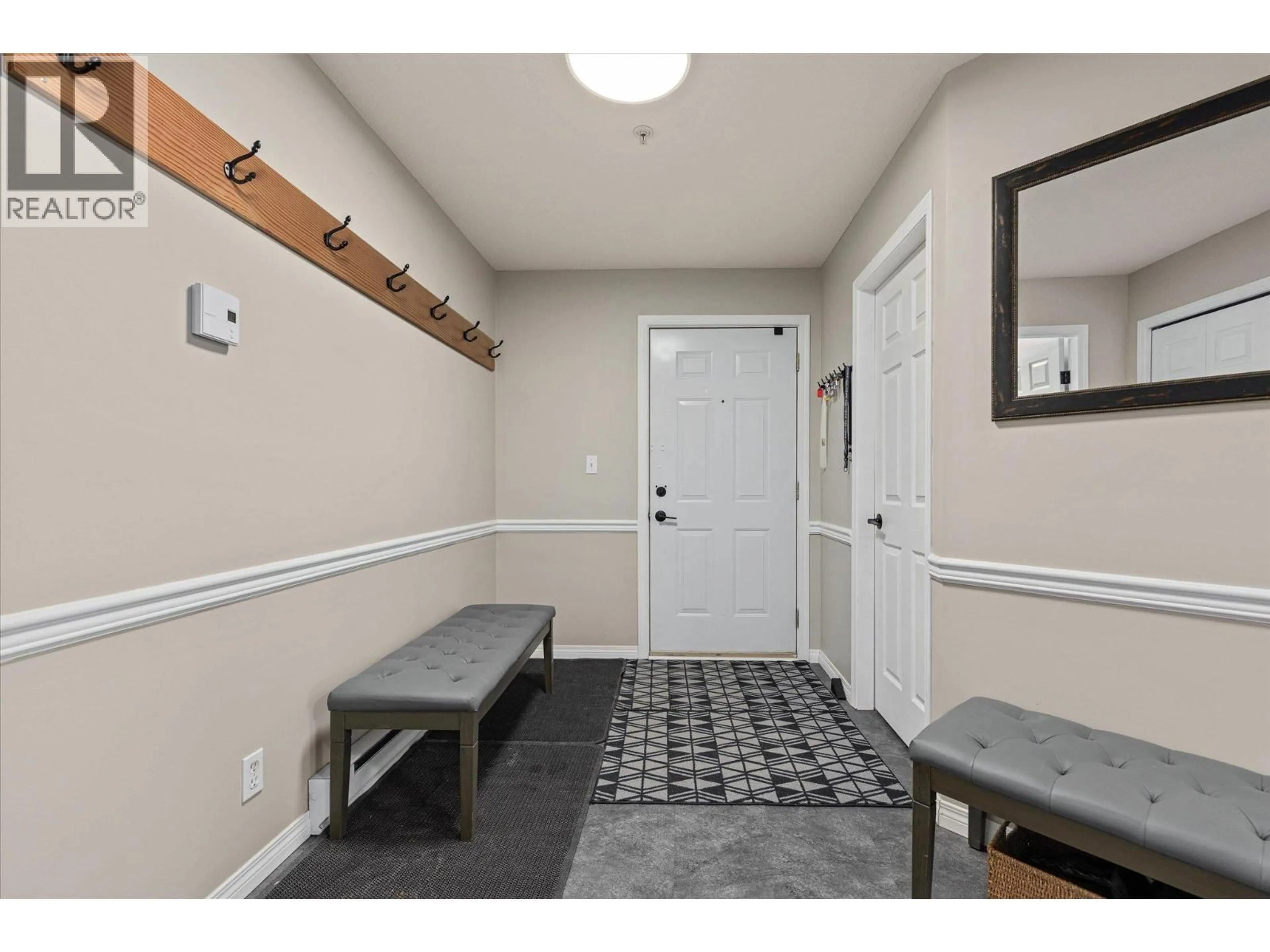Indoor entryway for 309 - 215 KETTLE VIEW ROAD, Big White British Columbia V1P1T4