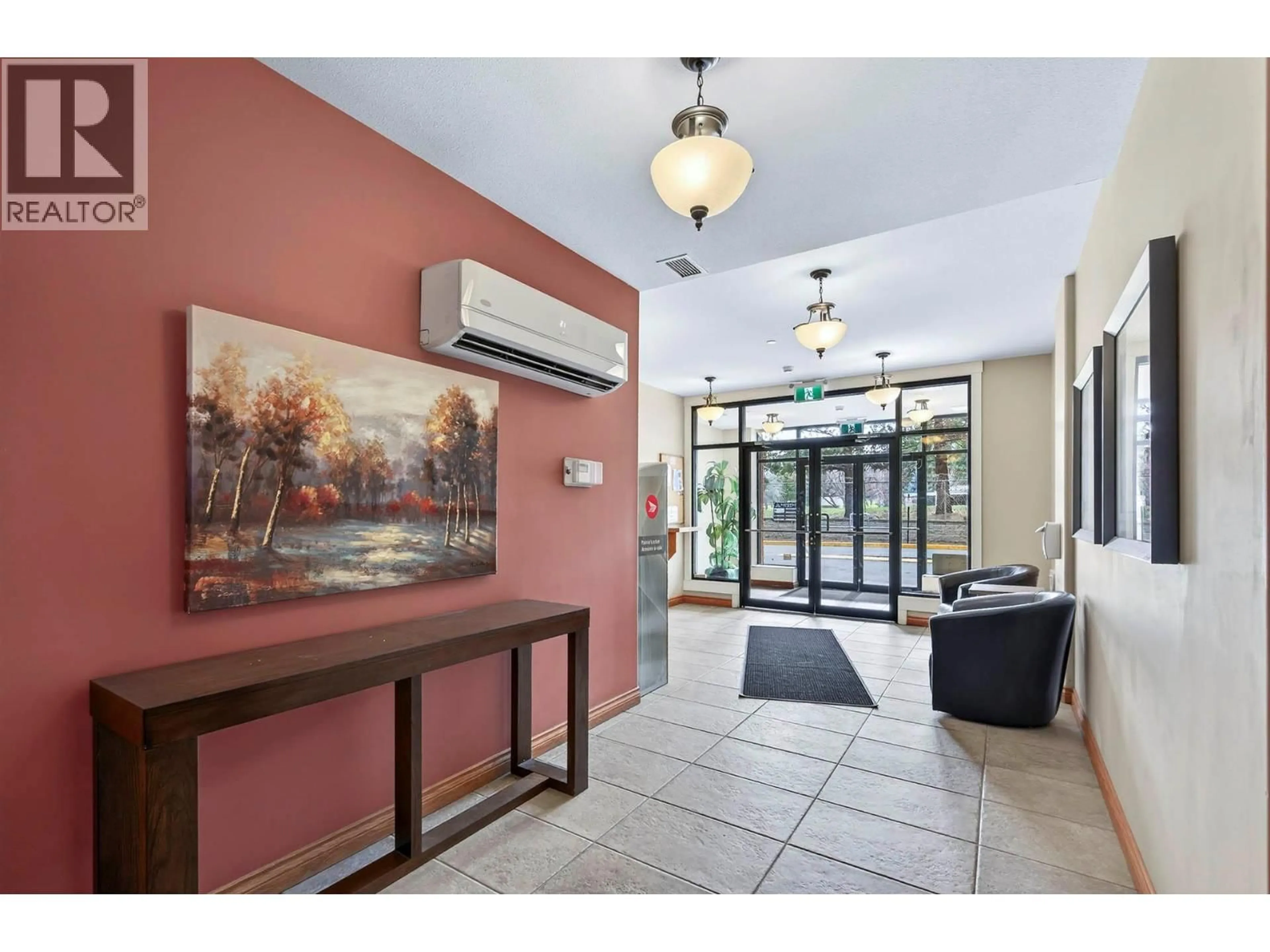 Indoor foyer for 217 - 765 MCGILL ROAD, Kamloops British Columbia V2C0B7