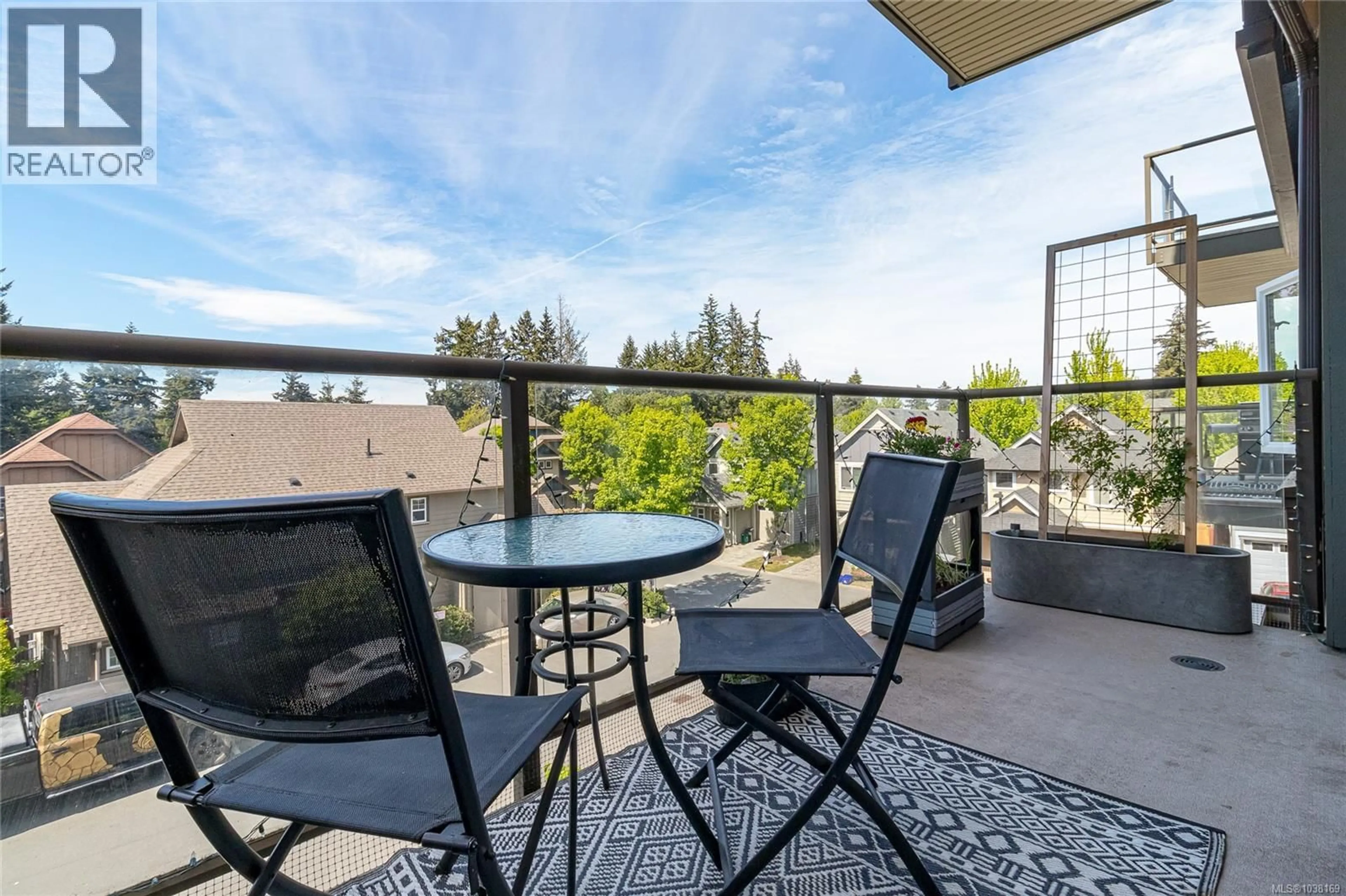 Patio, water/lake/river/ocean view for 304 - 2220 SOOKE ROAD, Colwood British Columbia V9B0G9