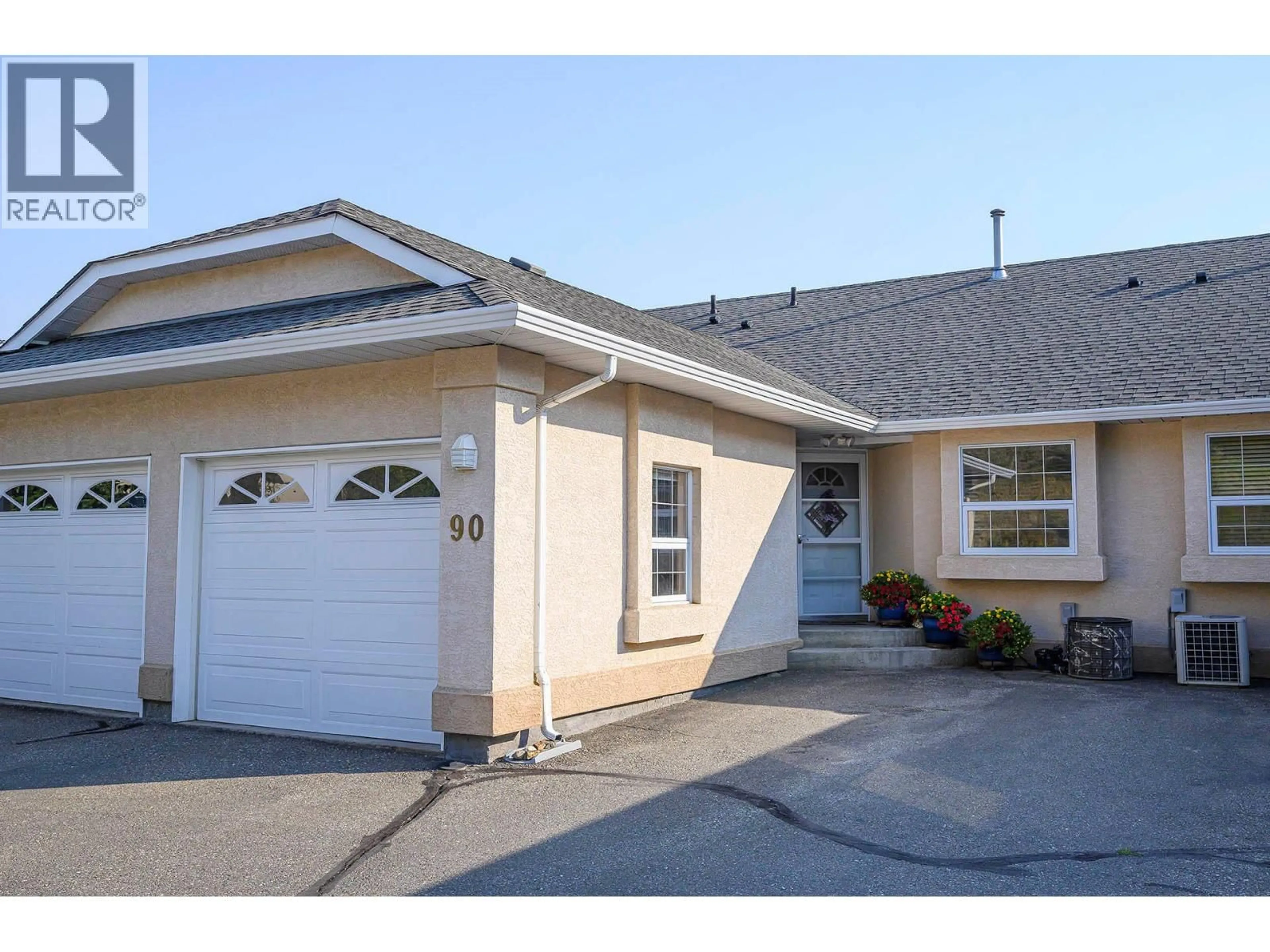 Home with vinyl exterior material, street for 90 - 1775 MCKINLEY COURT, Kamloops British Columbia V2E2P2