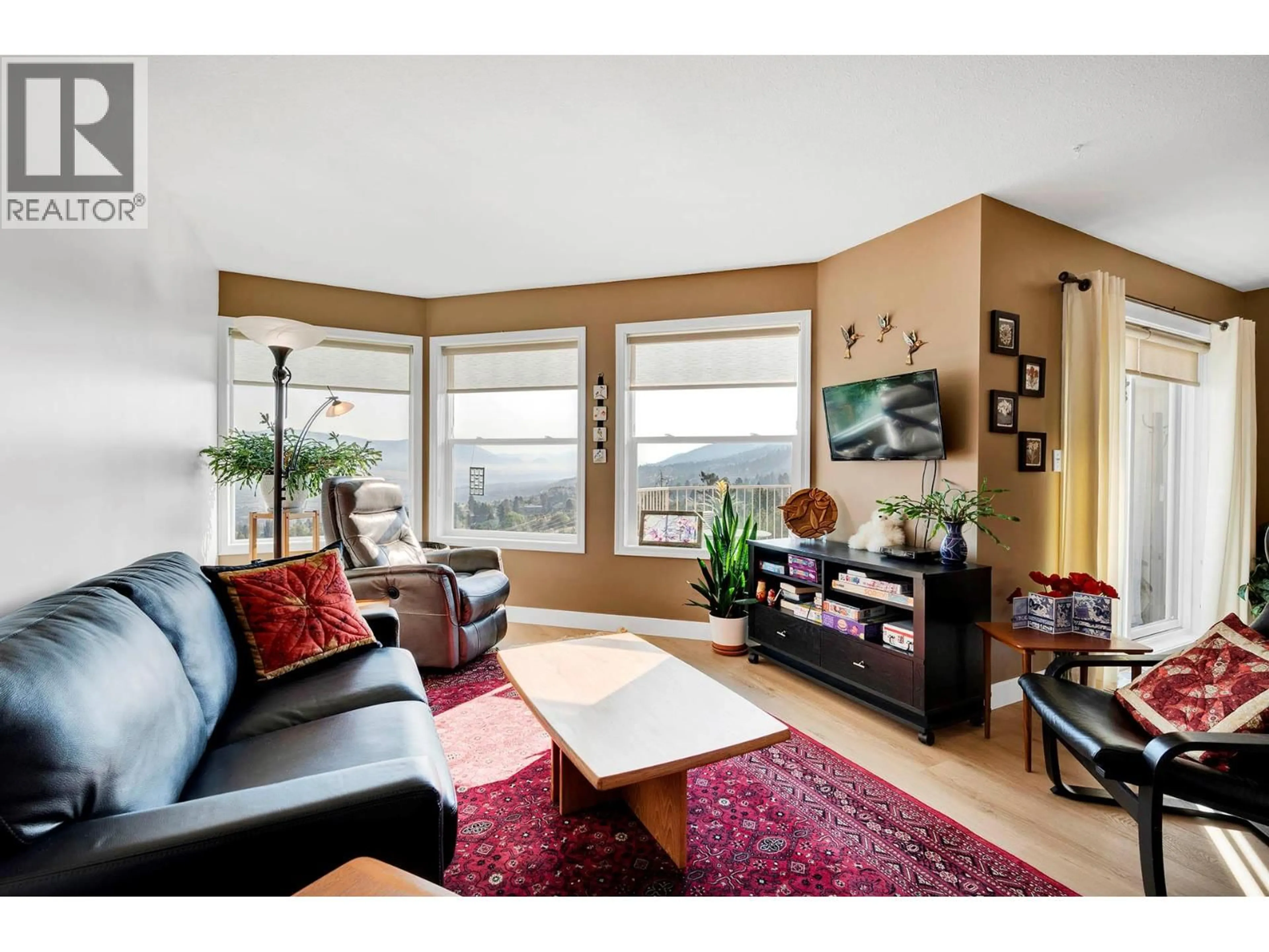 Living room with furniture, unknown for 90 - 1775 MCKINLEY COURT, Kamloops British Columbia V2E2P2