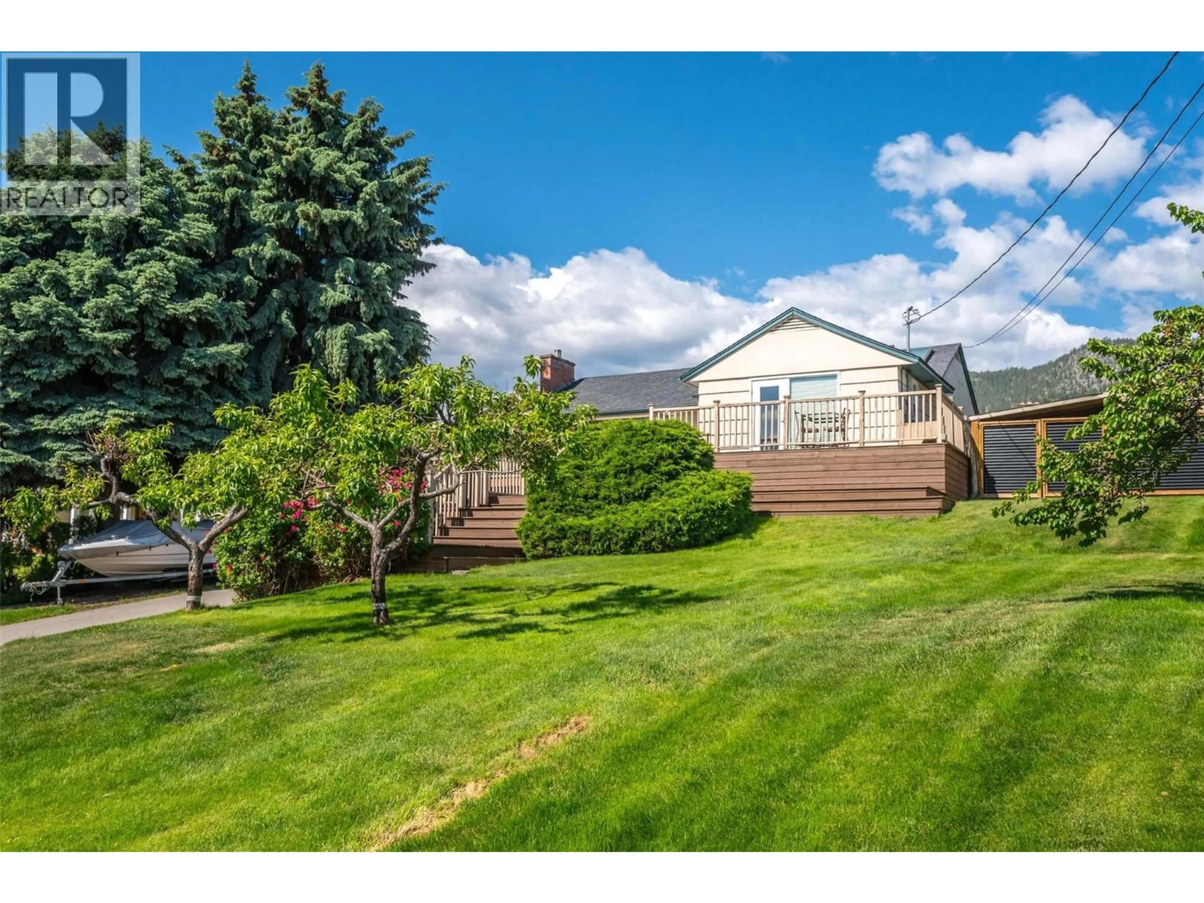 A pic from outside/outdoor area/front of a property/back of a property/a pic from drone, mountain view for 808 VEDETTE DRIVE, Penticton British Columbia V2A8Y3