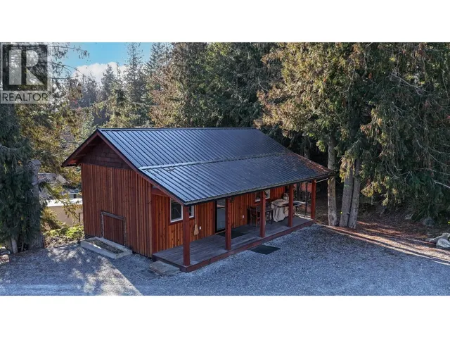1627 HOOD ROAD, Creston 5