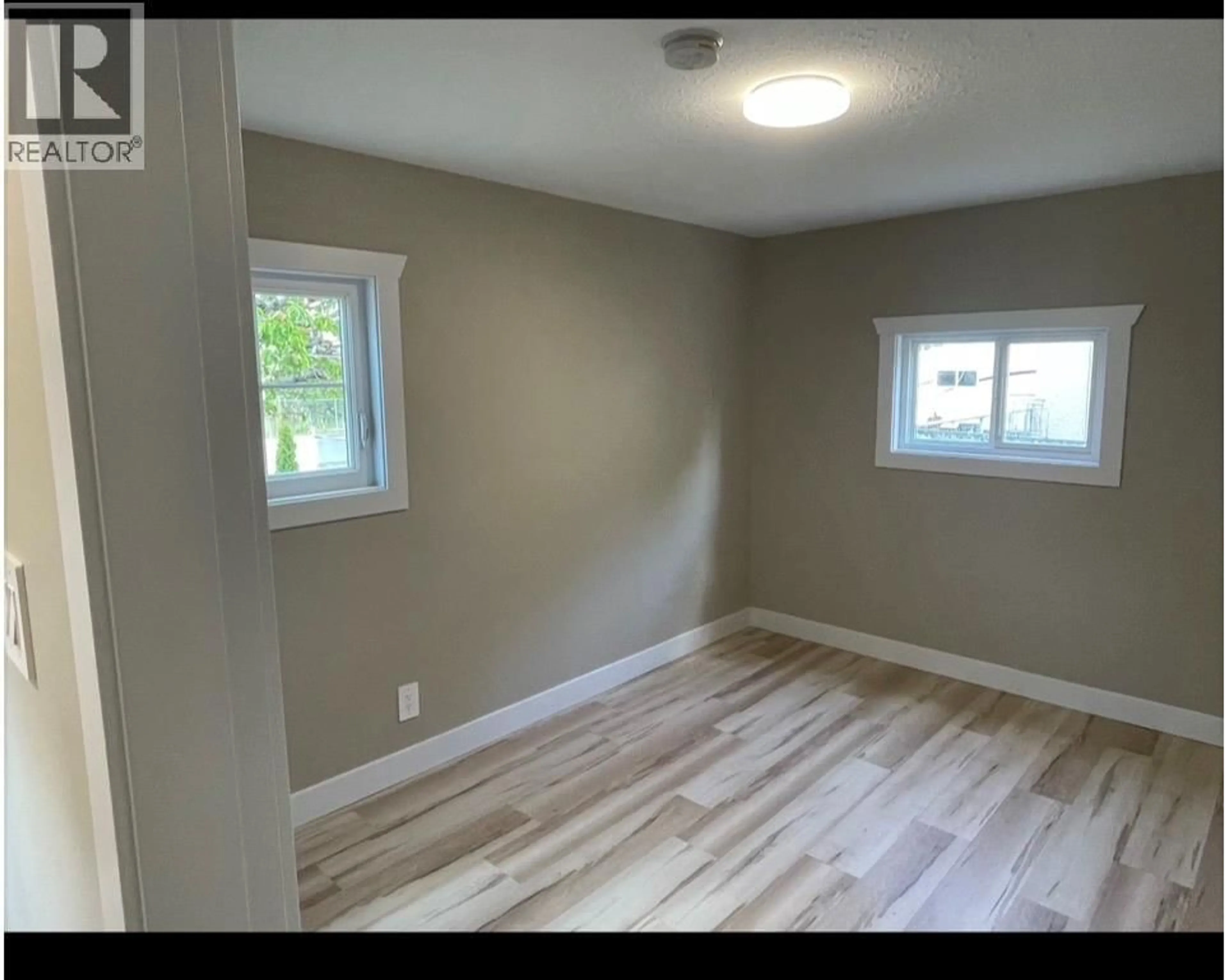 A pic of a room for 121 WILLOW STREET, Kamloops British Columbia V2B4C6